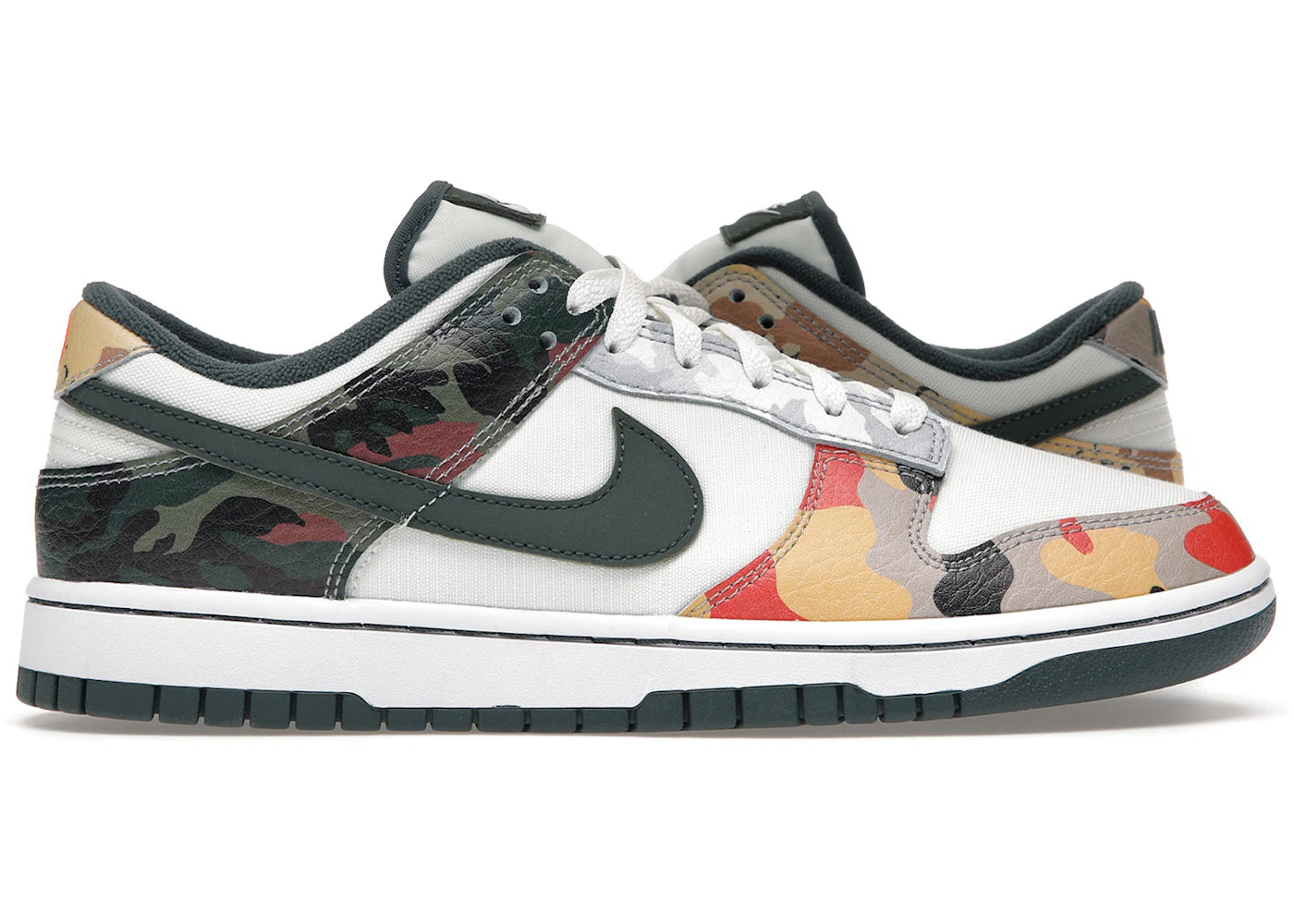 Nike Dunk Low Se Sail Multi-Camo
