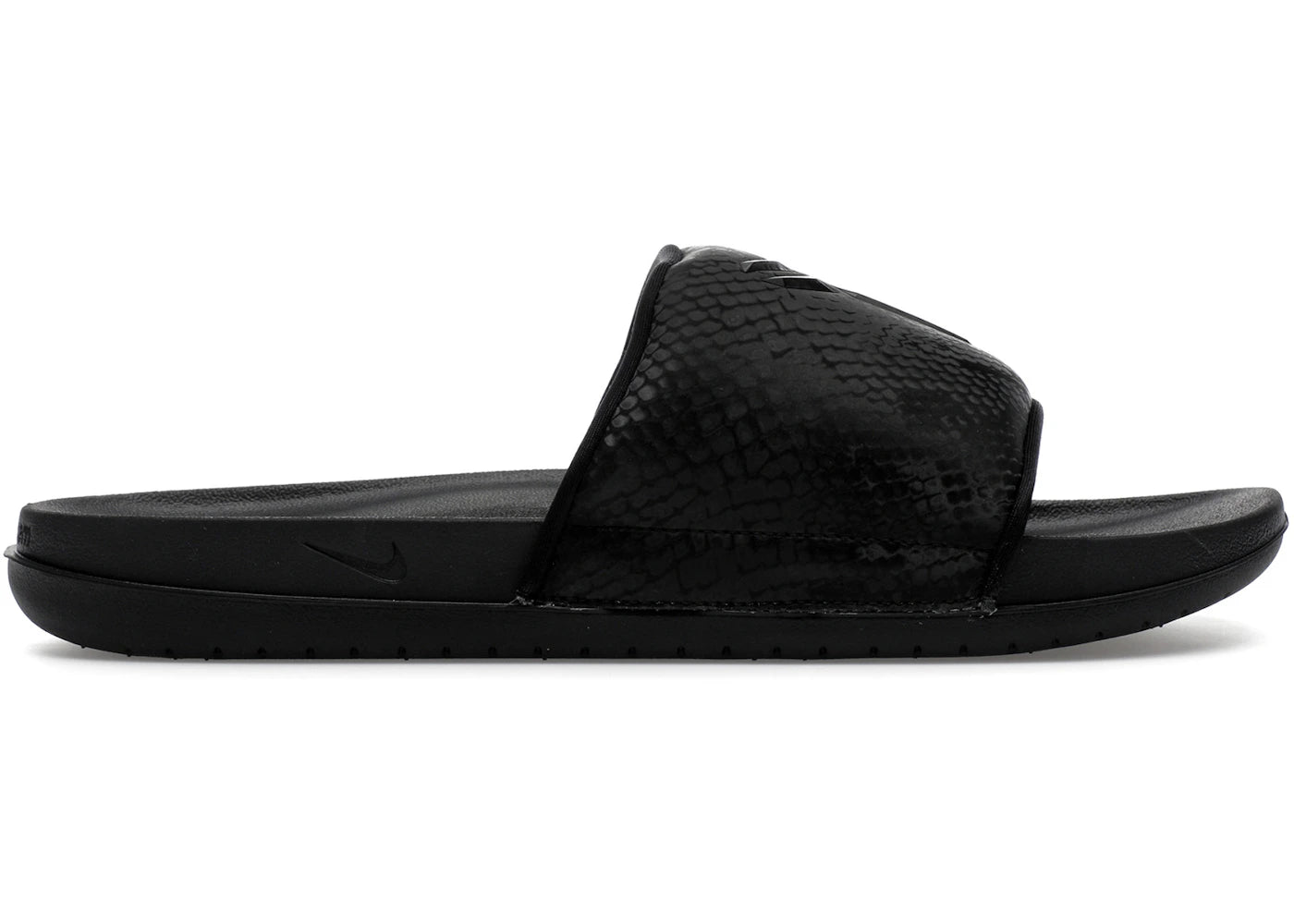 nike kobe offcourt slide black