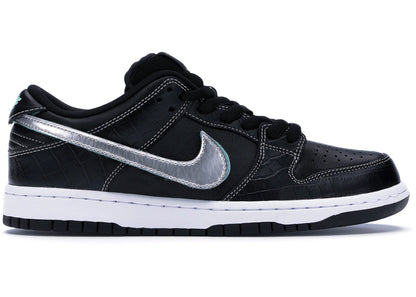 Nike SB Dunk Low Diamond Supply Co. Black Diamond, front