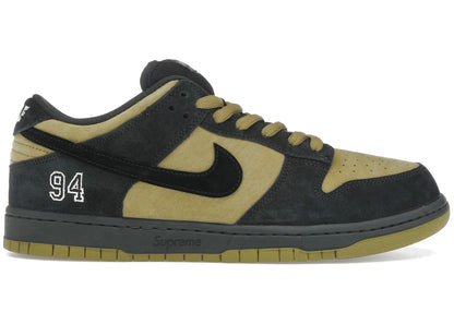 Nike SB Dunk Low Supreme 94 Camper Green, front