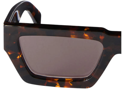 off-white manchester sunglasses havana/dark grey (oeri129c99pla0016007)