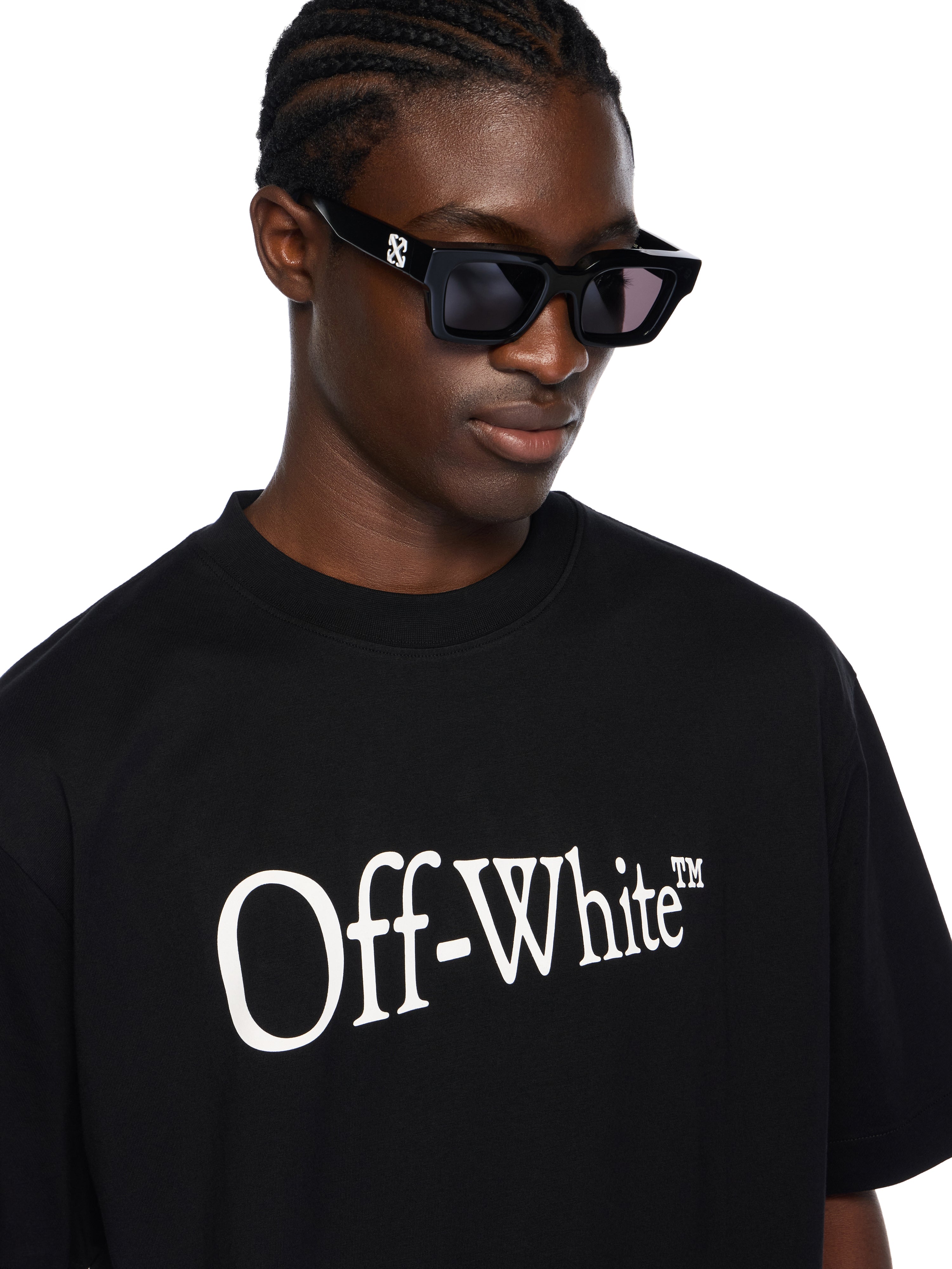 Off-White Run Arrow Skate Logo Tshirt Black