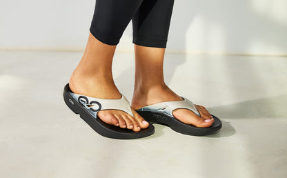 Oofos Women's Sport Slide Black & Chalk