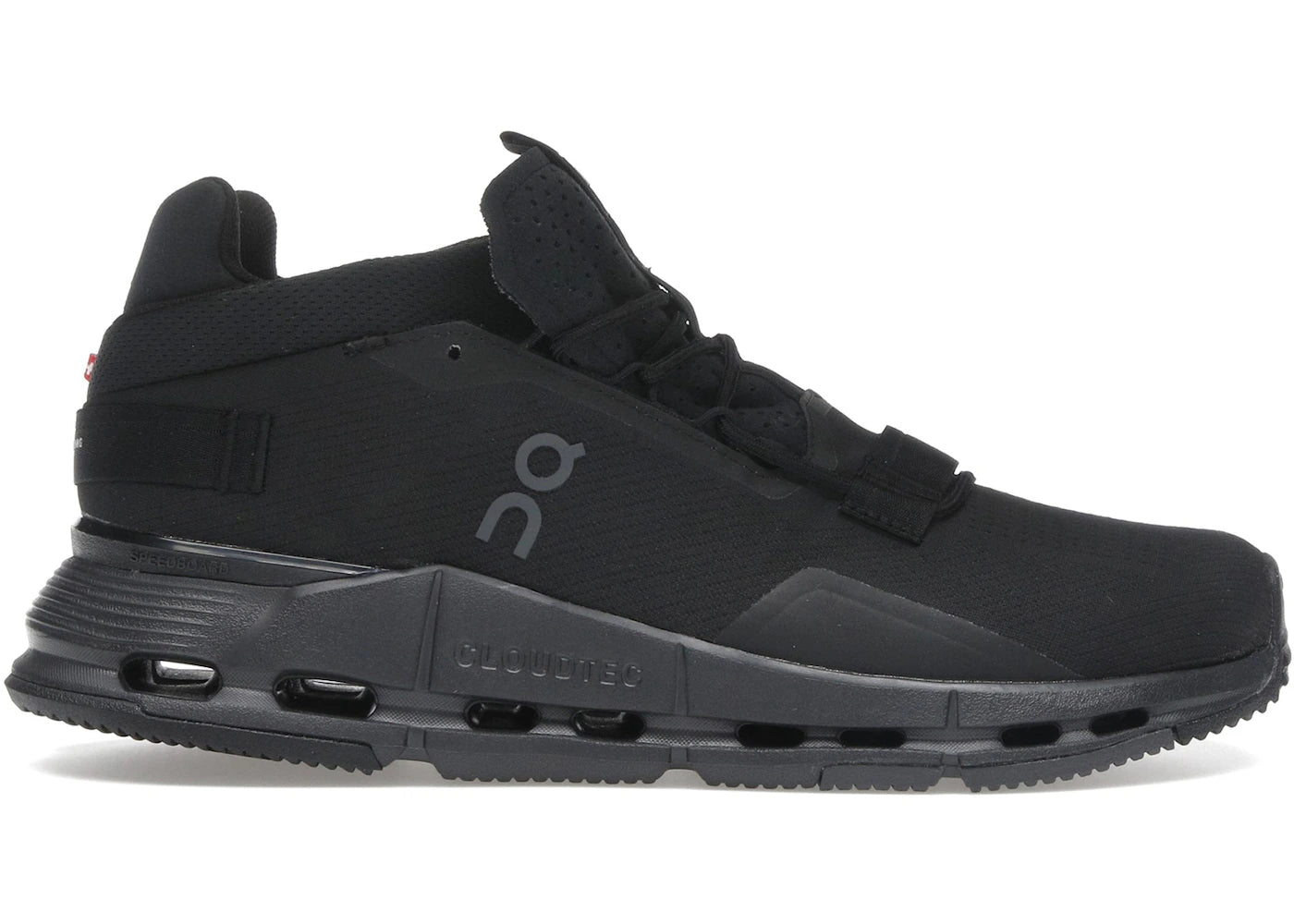 on running cloudnova 2 all black