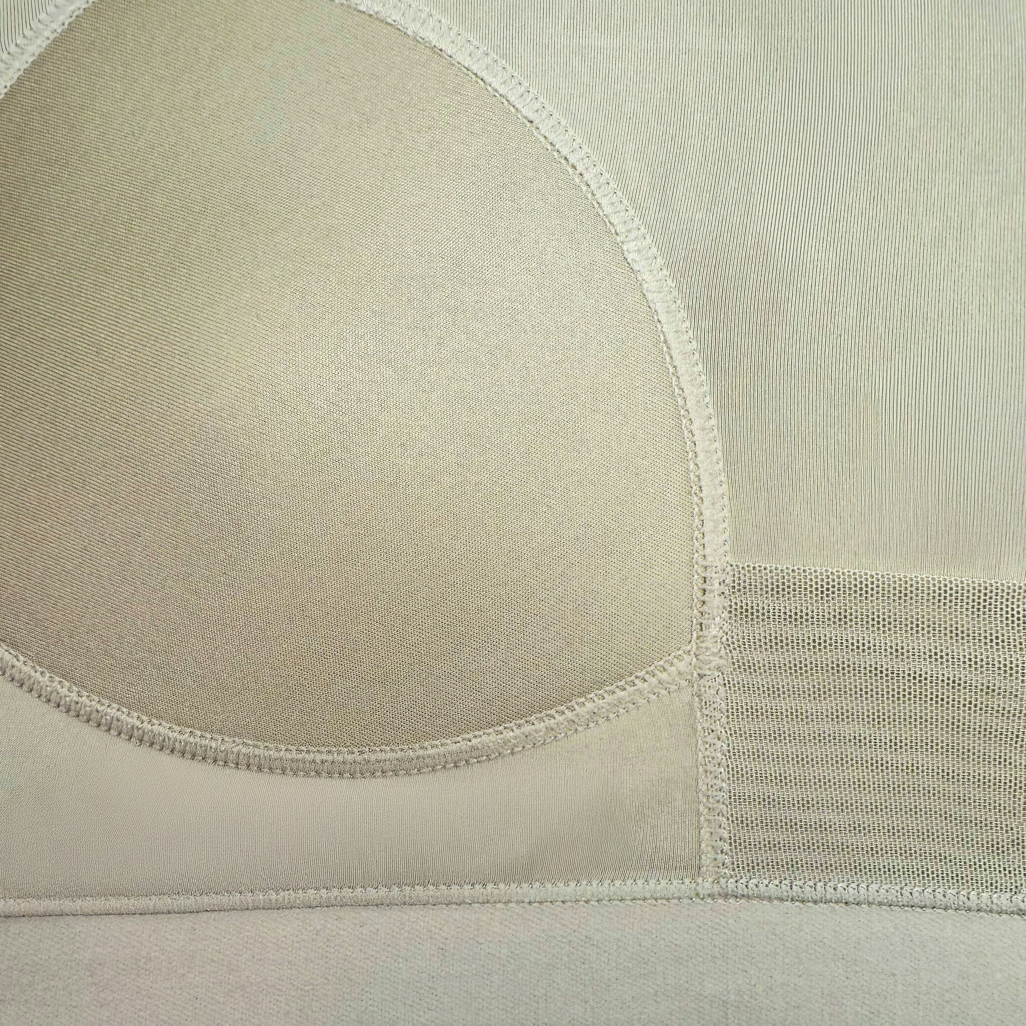SOFT SMOOTHING SEAMLESS PADDED T-SHIRT