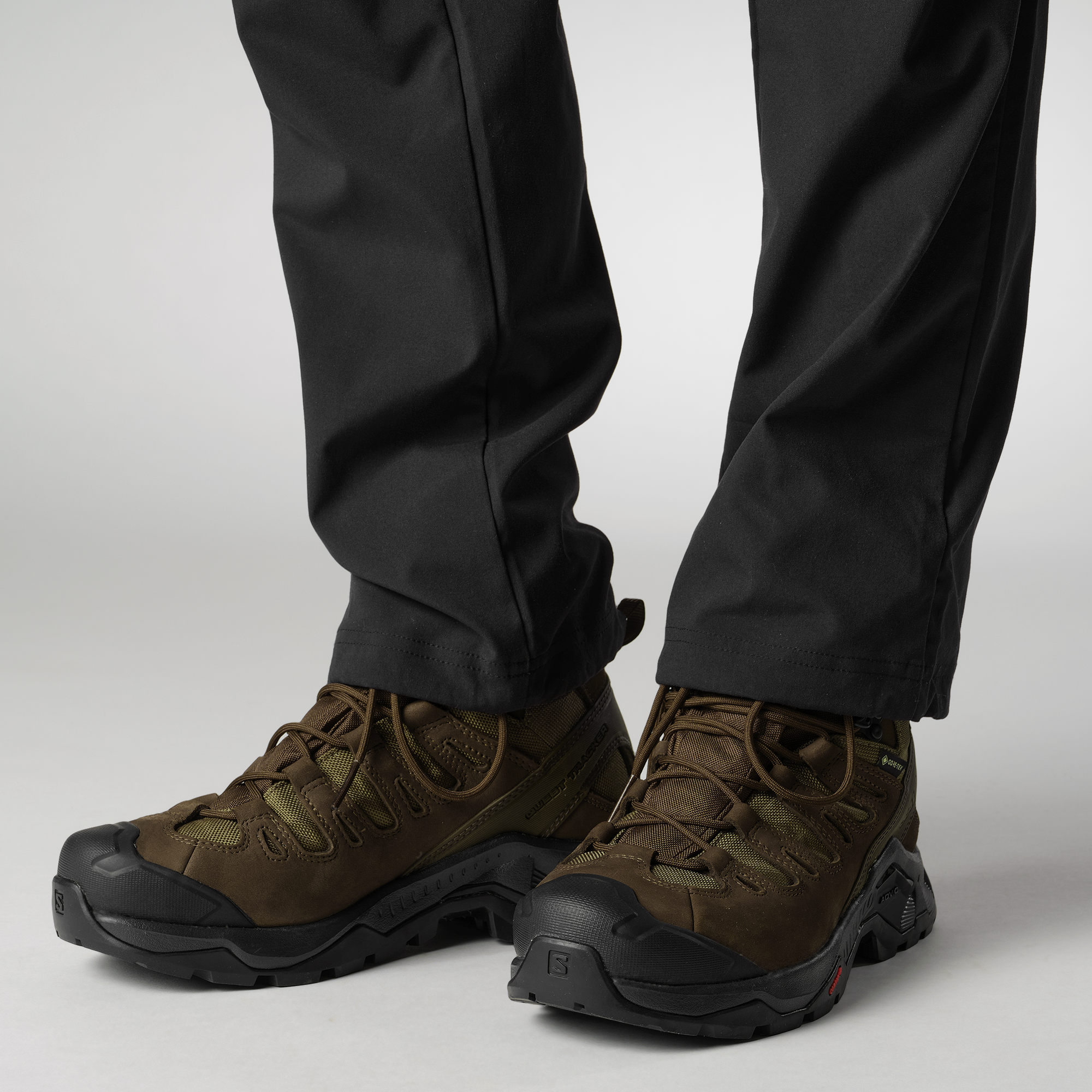 Salomon Quest Tracker Gore-Tex Hiking & Backpacking Shoes Earth Brown