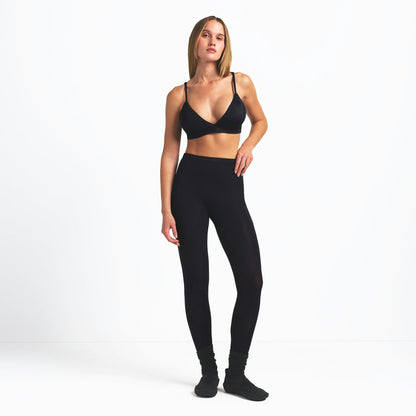 Skims Nikeskims Weightless Layers V-Line 26" Legging Obsidian