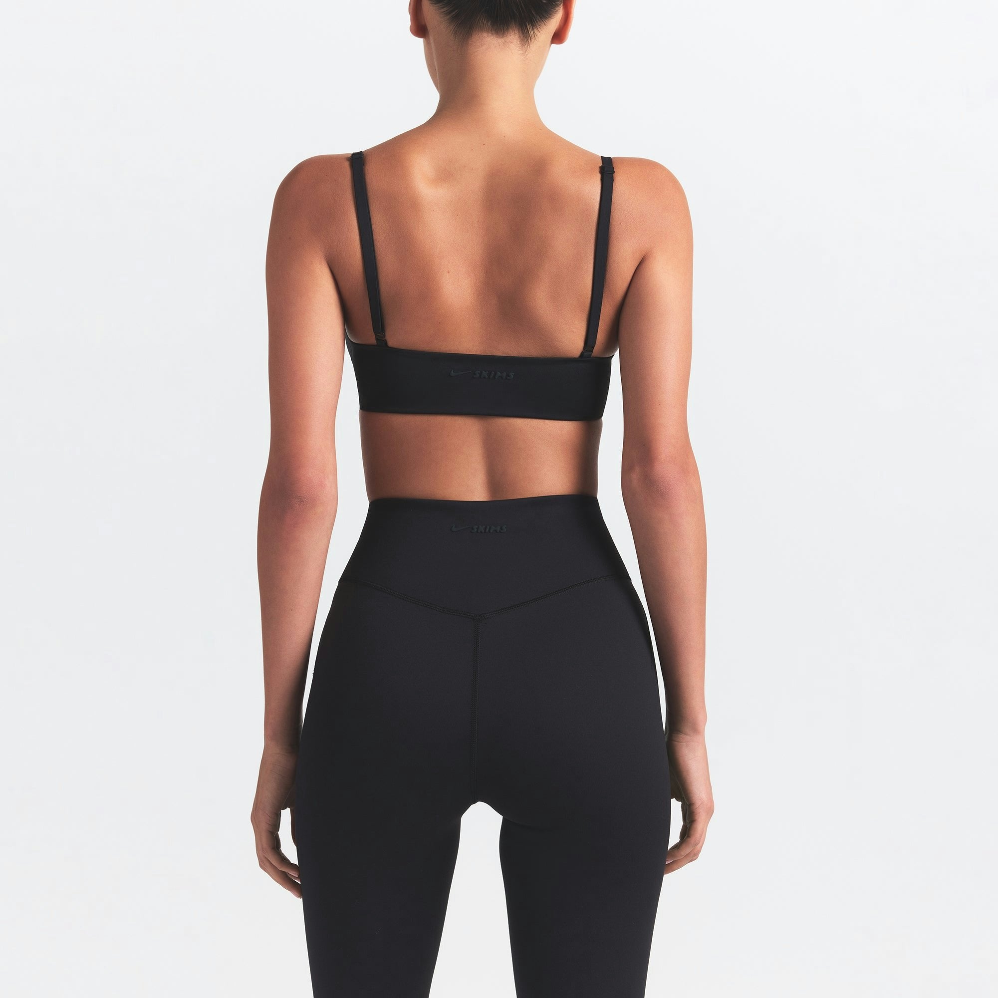 Skims Nikeskims Matte Knee Grip 26" Legging Obsidian