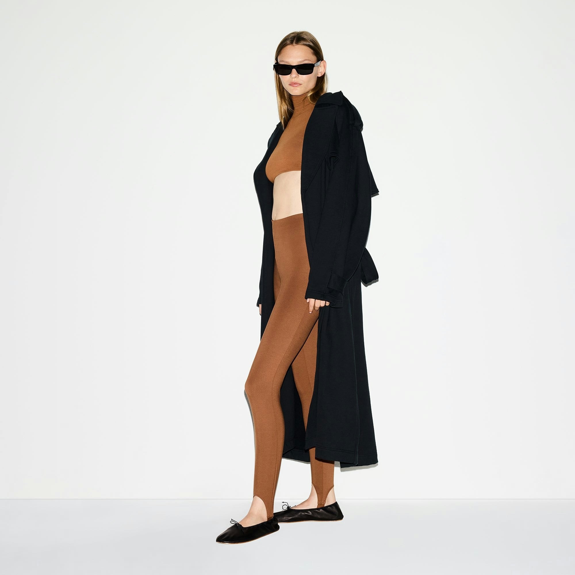 Skims The Essential Collection High-Waisted Stirrup Legging Bison