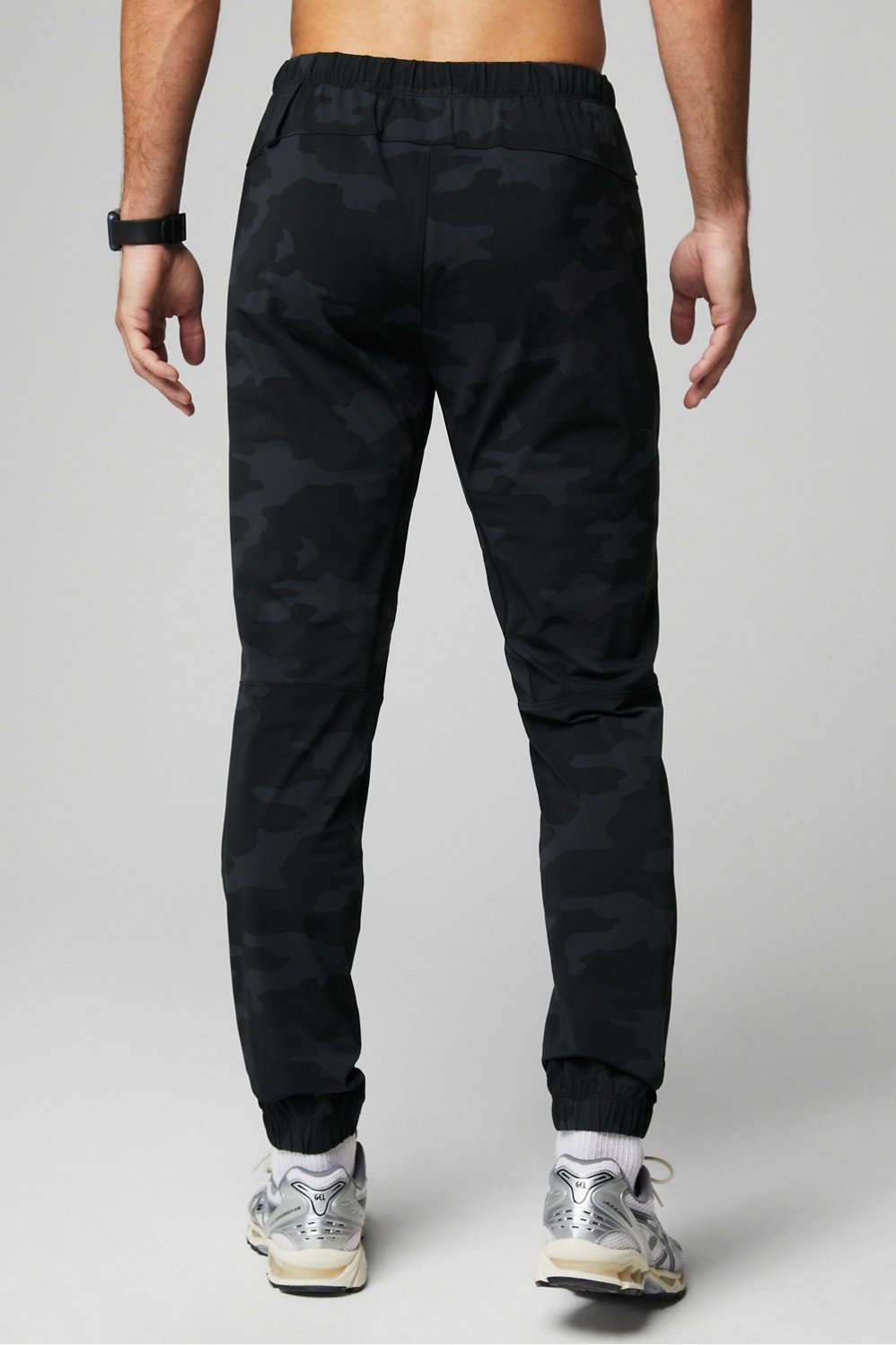 #color_black-tactical-camo