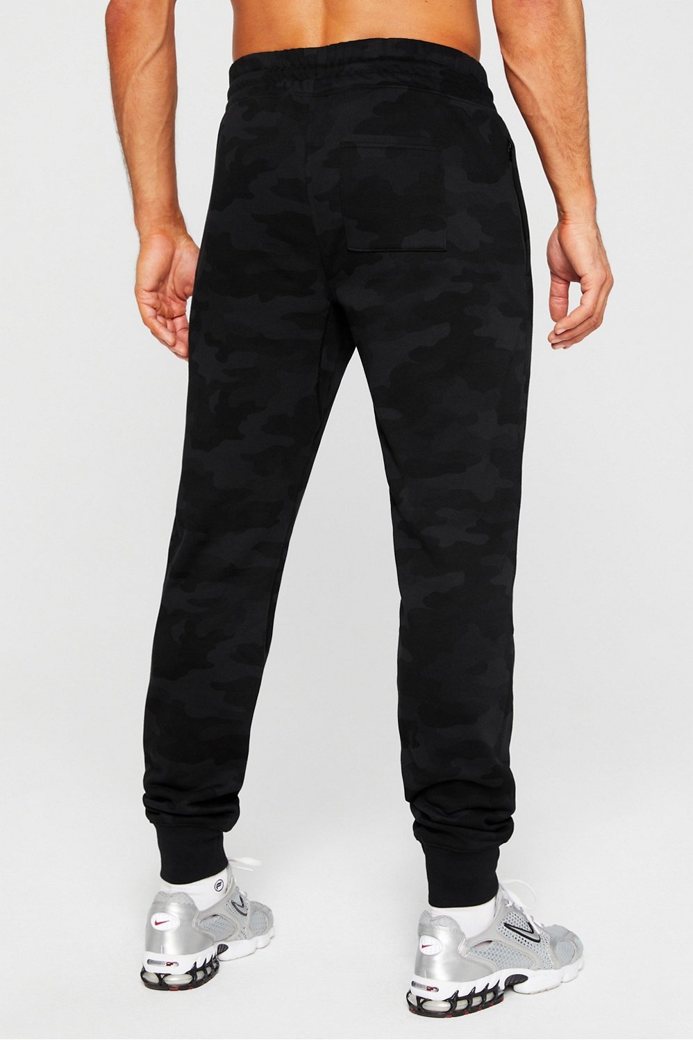 #color_black-tactical-camo