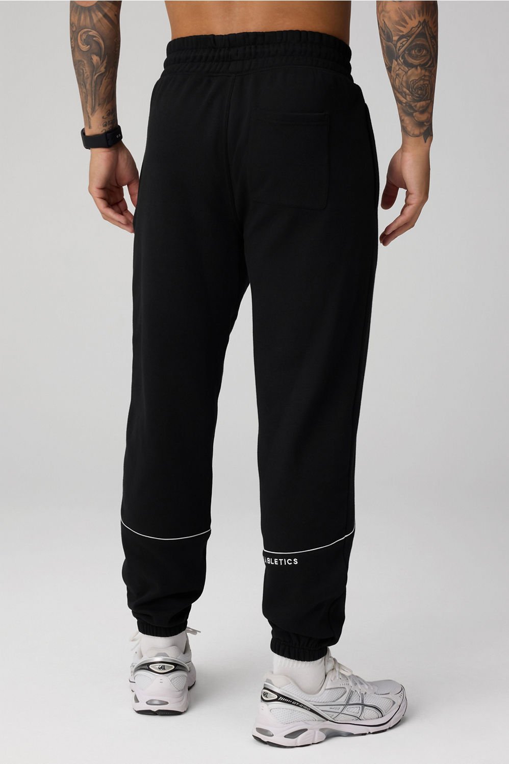 Fabletics The Go-To Sweatpant