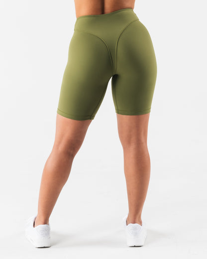 Alphalete Women's Parker Mid Rise Short