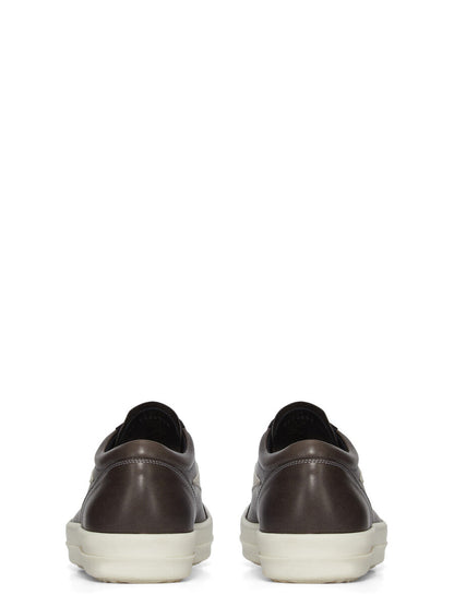 #color_washed-black-milk-milk