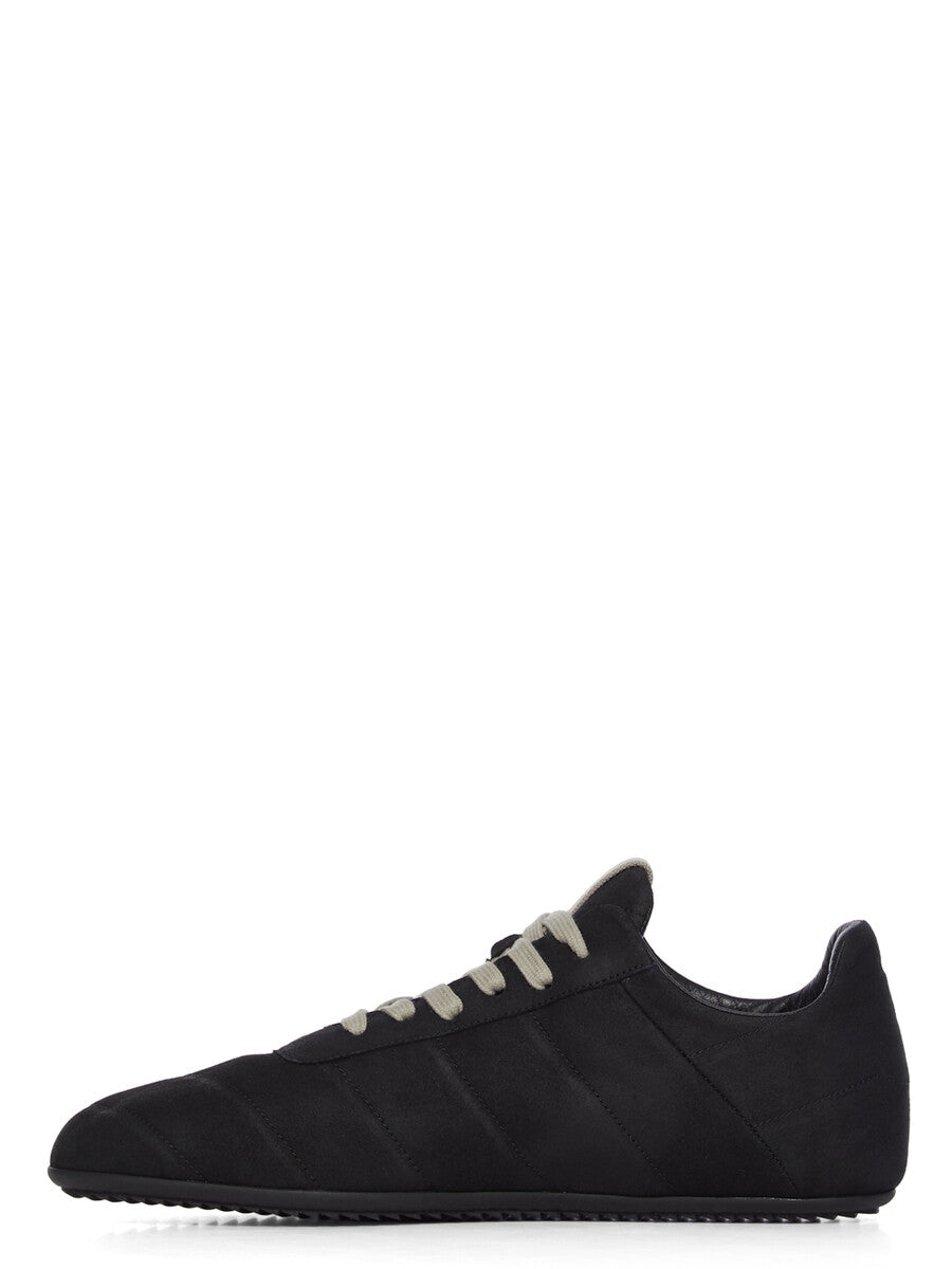 #color_black-black