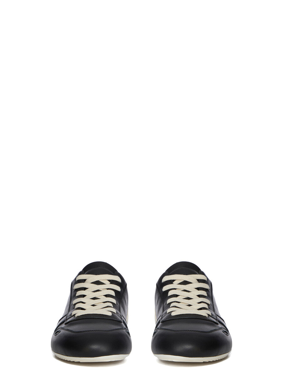 #color_black-milk-milk