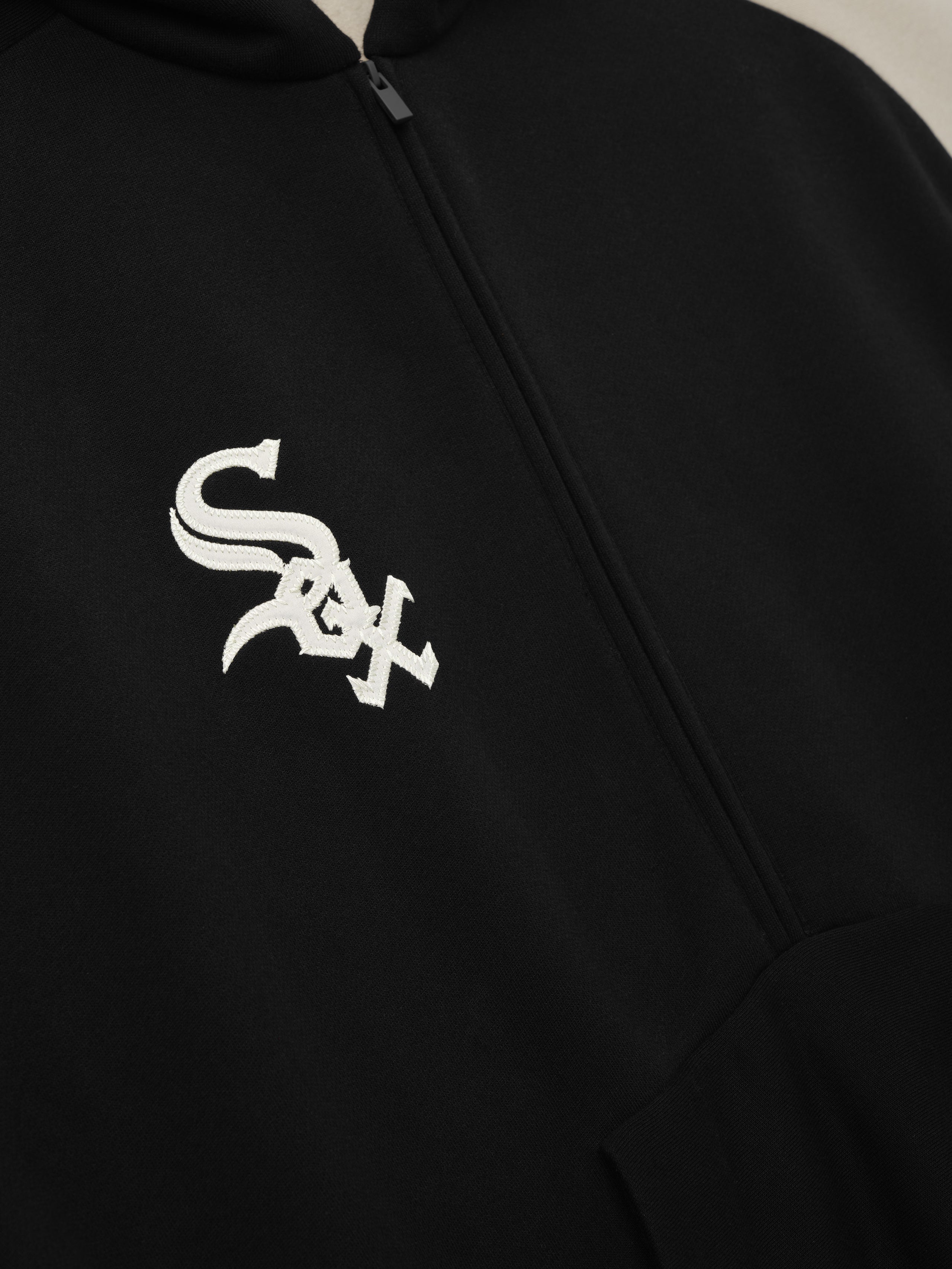 Essentials White Sox Raglan Half Zip Sport Hoodie Black