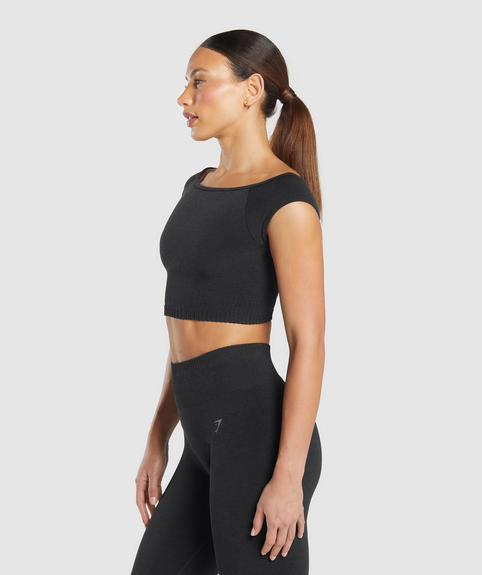 Women's Gymshark Luxe Seamless Boat Neck Crop Top Coal Marl