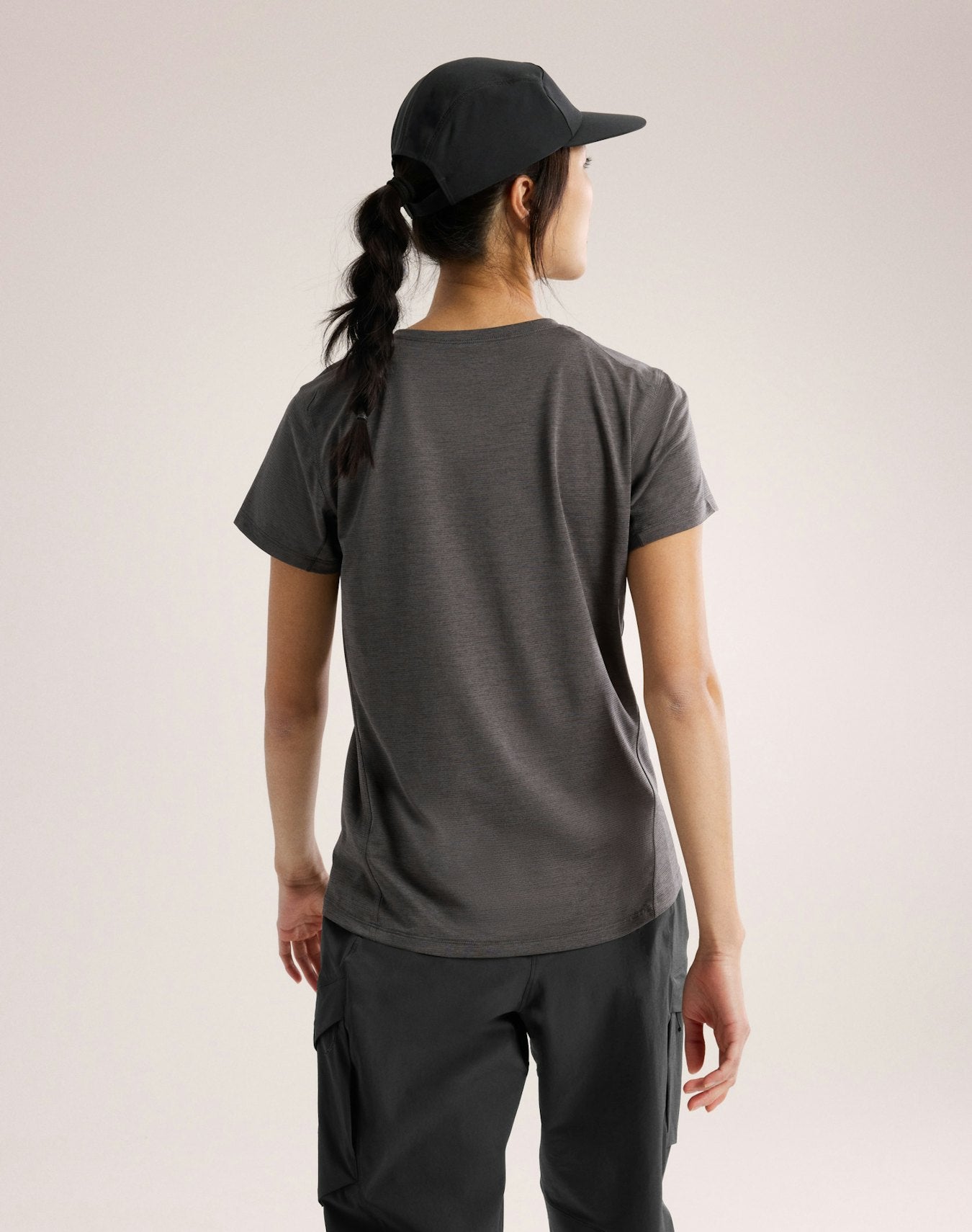 Arc'teryx Taema Crew Neck Shirt SS Women's - Black Heather