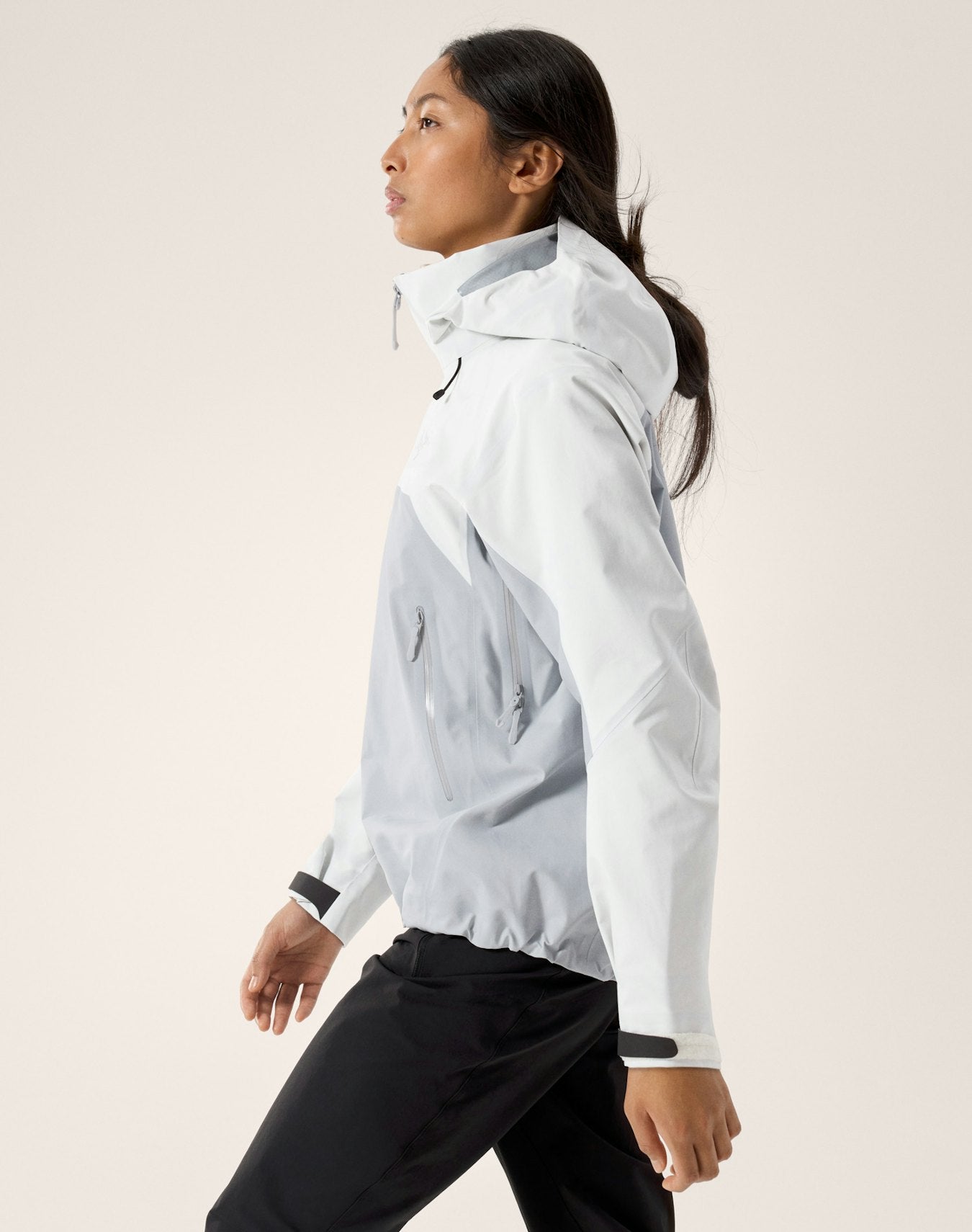 Arc'teryx Beta AR Jacket Women's - Arctic Silk / Solitude II