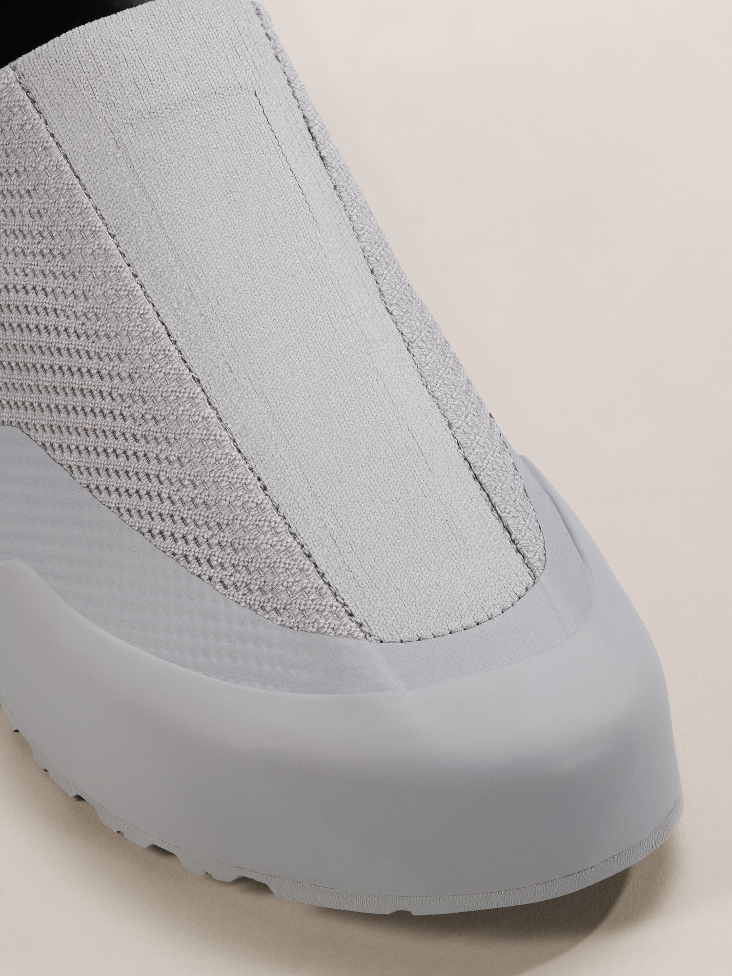 Arcteryx Kragg Shoe Womens Dk Solitude