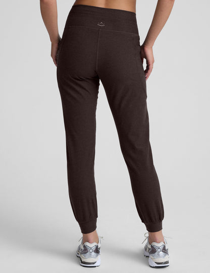 Beyond Yoga Spacedye Go Pocket Jogger Women's
