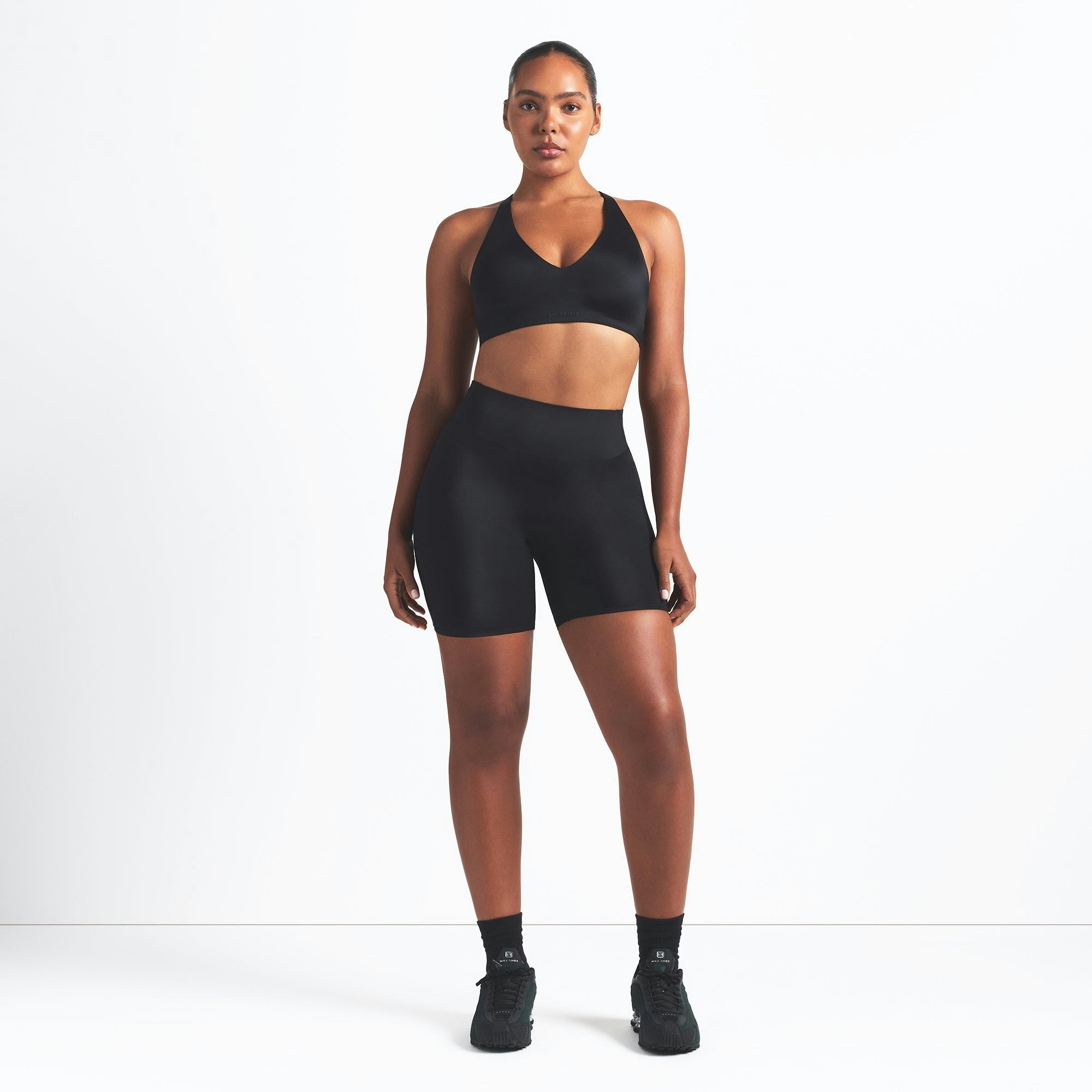 Skims Nikeskims Shine Bonded Waist 5" Biker Short Obsidian