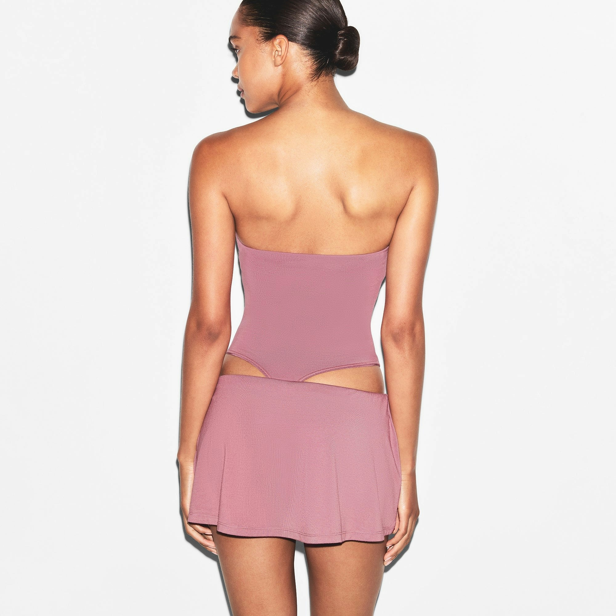 SMOOTH LAYERS MINI SKORT