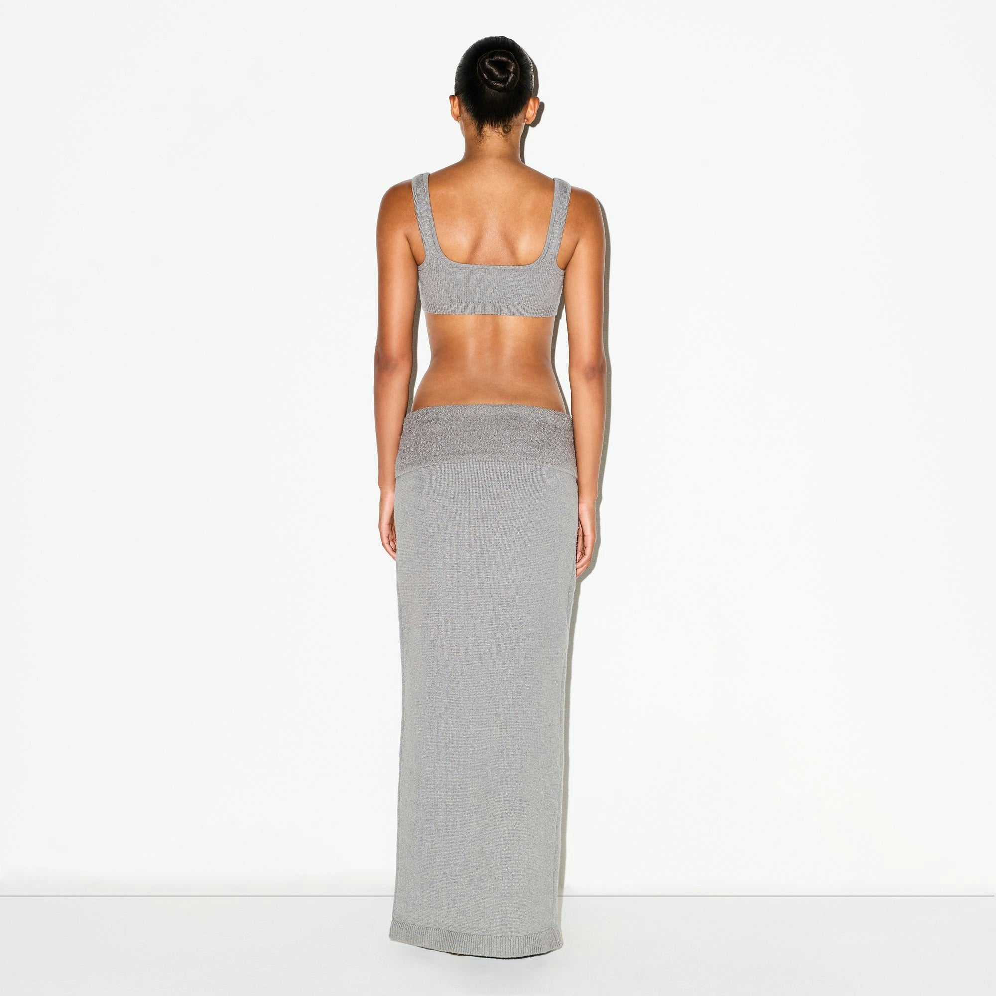 TEXTURED KNIT HIGH SLIT LONG SKIRT