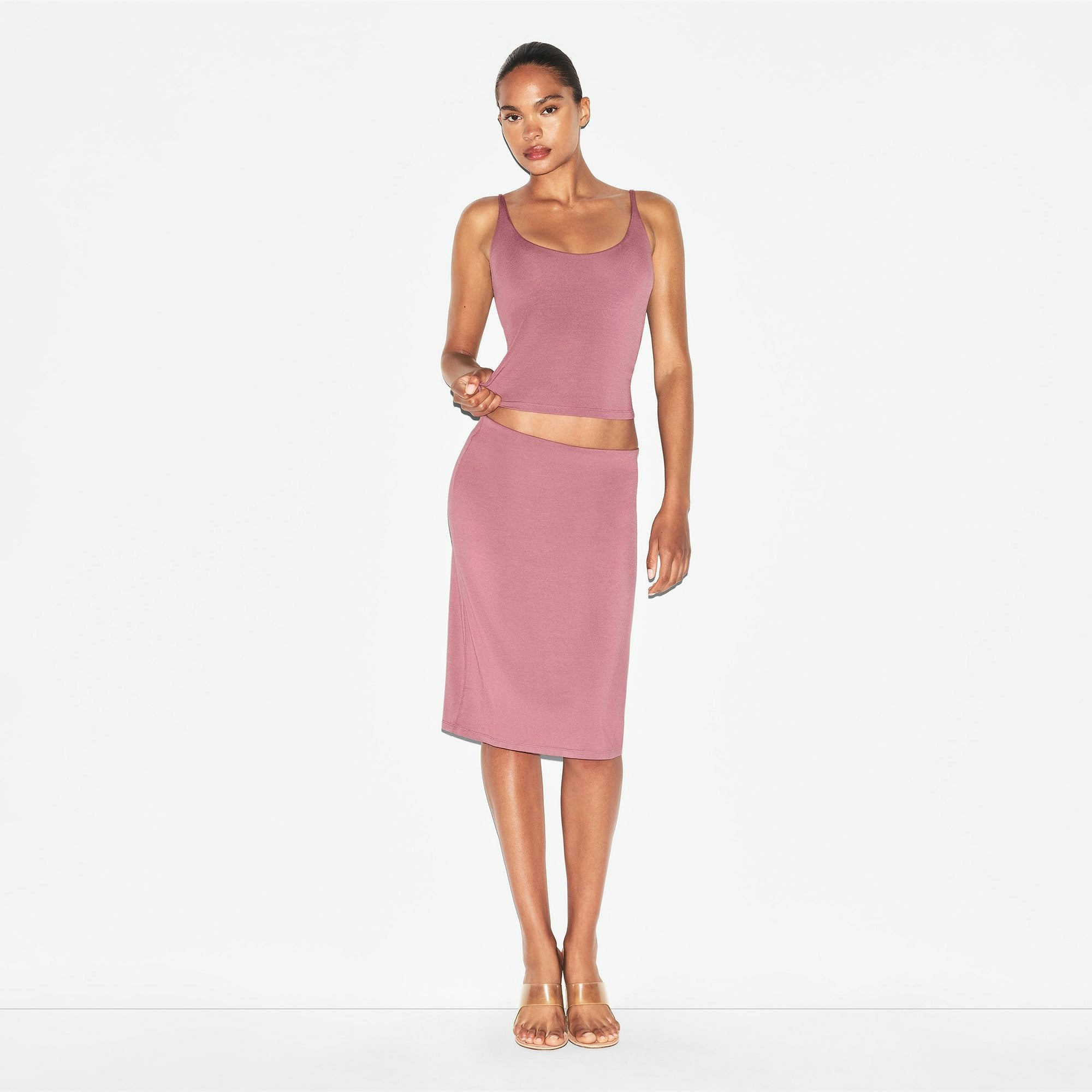 SMOOTH LAYERS SCOOP NECK CAMI