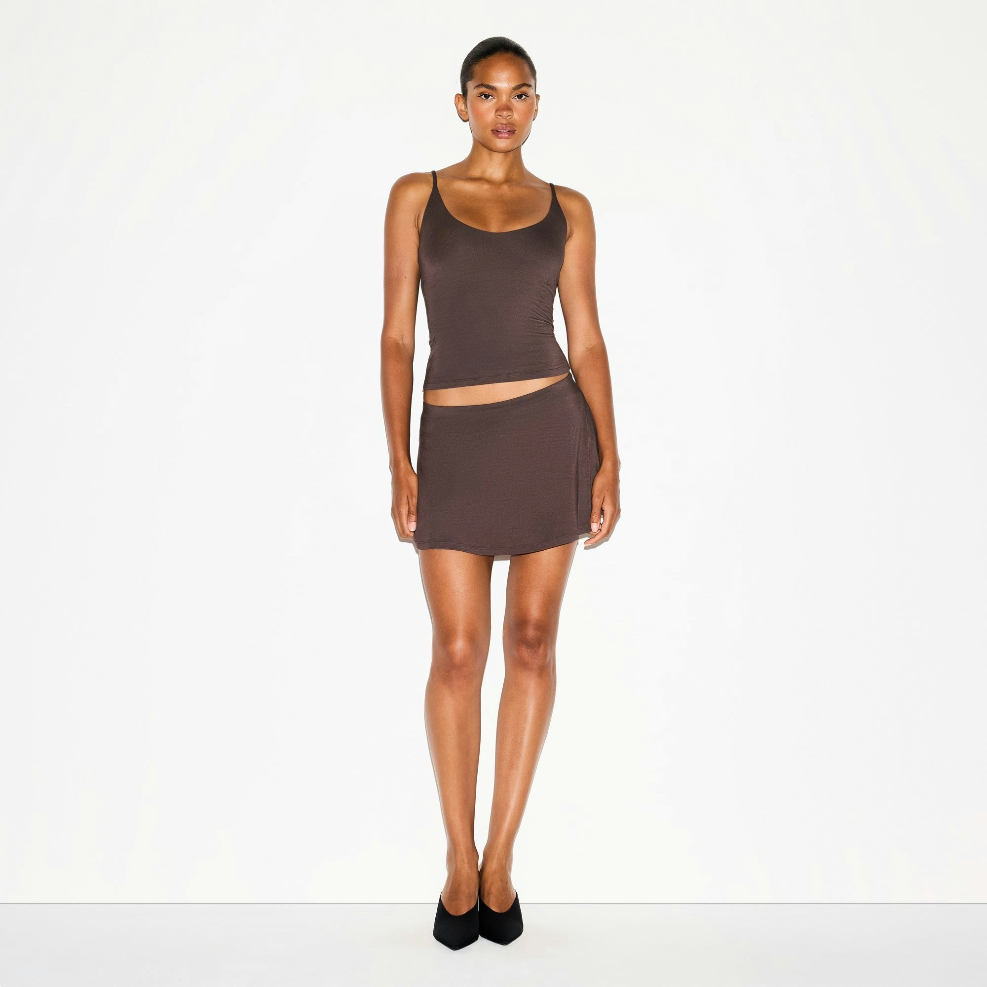 SMOOTH LAYERS SCOOP NECK CAMI