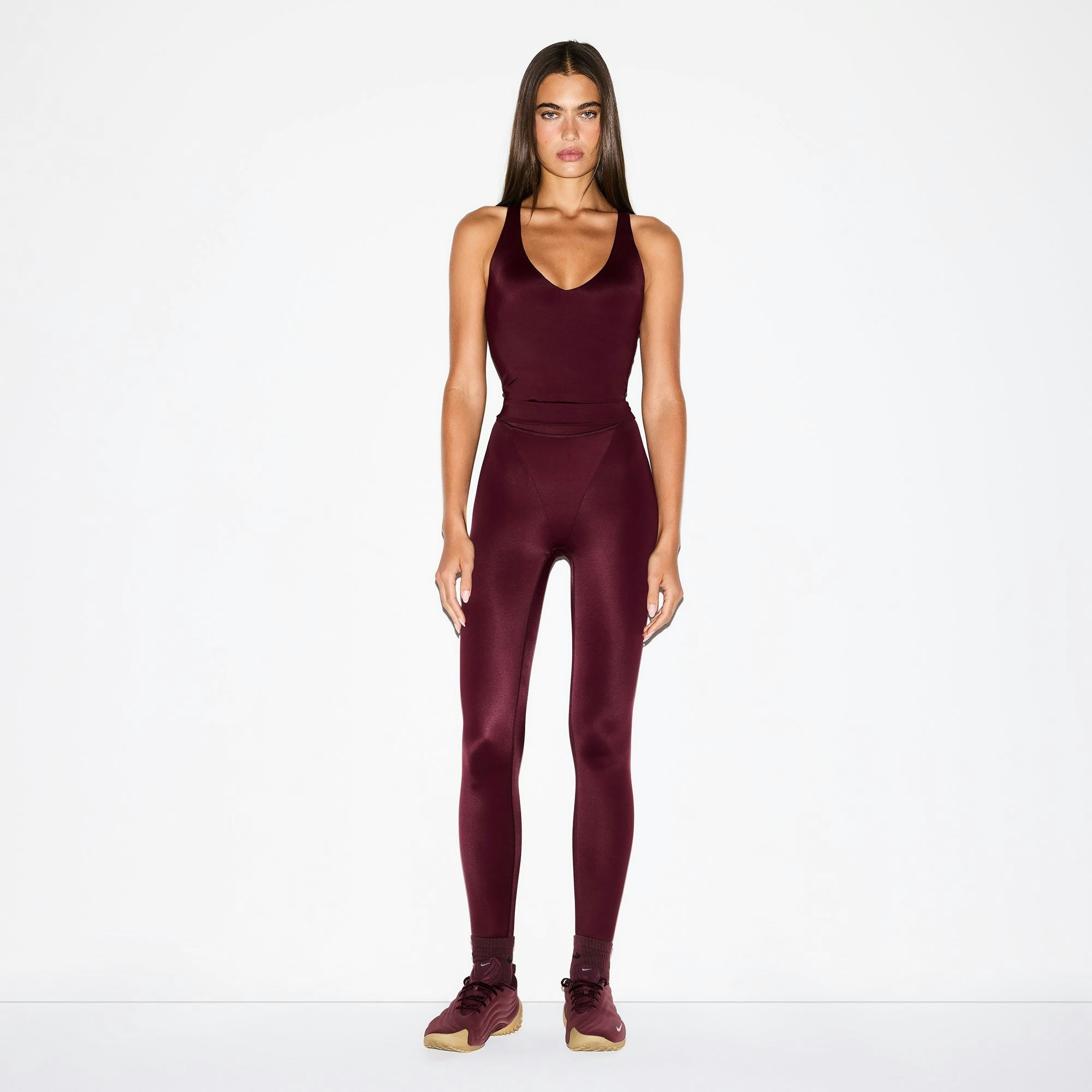 Skims Nikeskims Shine V-Neck Tank Currant