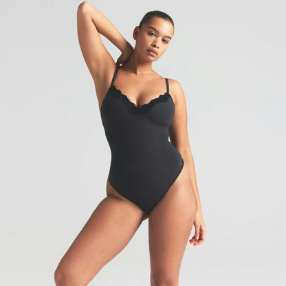 FITS EVERYBODY LACE PUSH-UP BODYSUIT