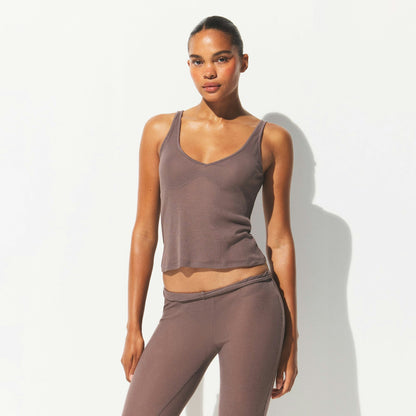 SHEER RIB V NECK TANK