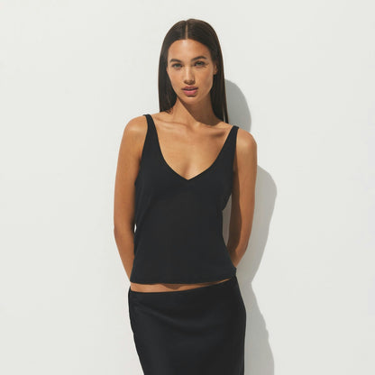 SHEER RIB V NECK TANK