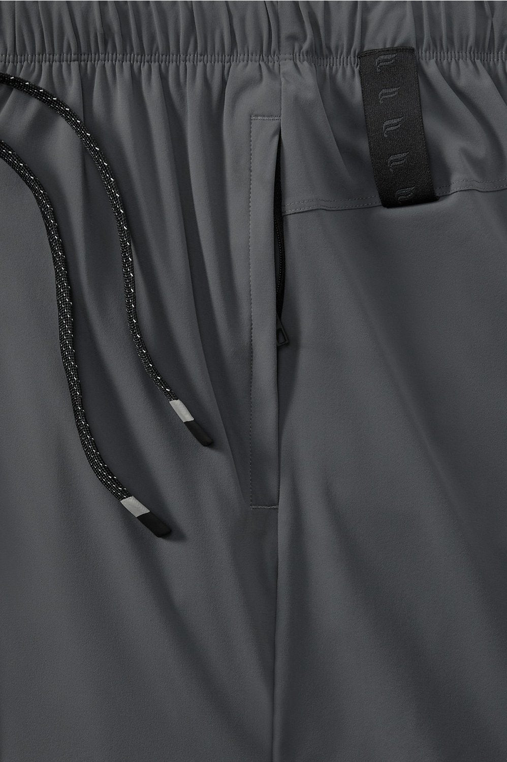 #color_onyx-fabletics-halftone