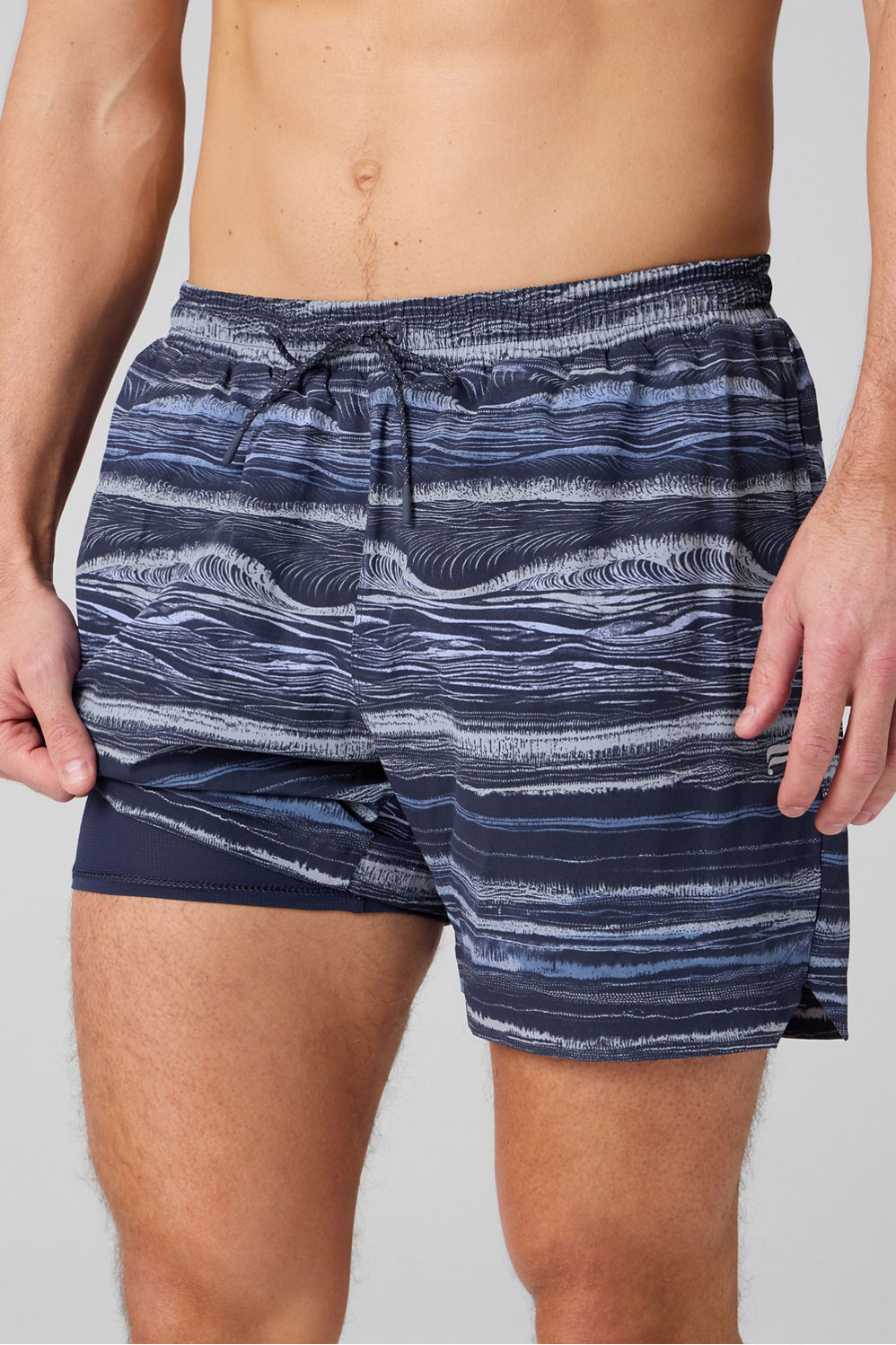 #color_deep-navy-breaking-waves