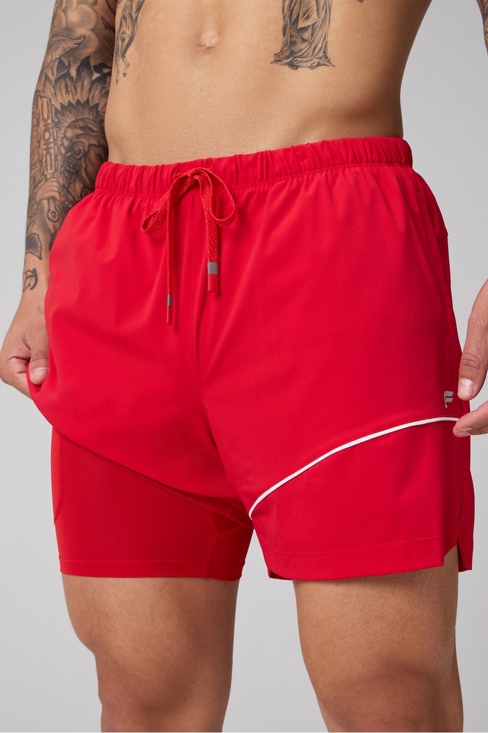 #color_heated-red/classic-white
