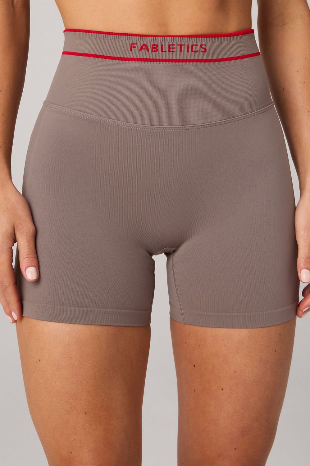 Fabletics Seamless Scrunch Short 4"