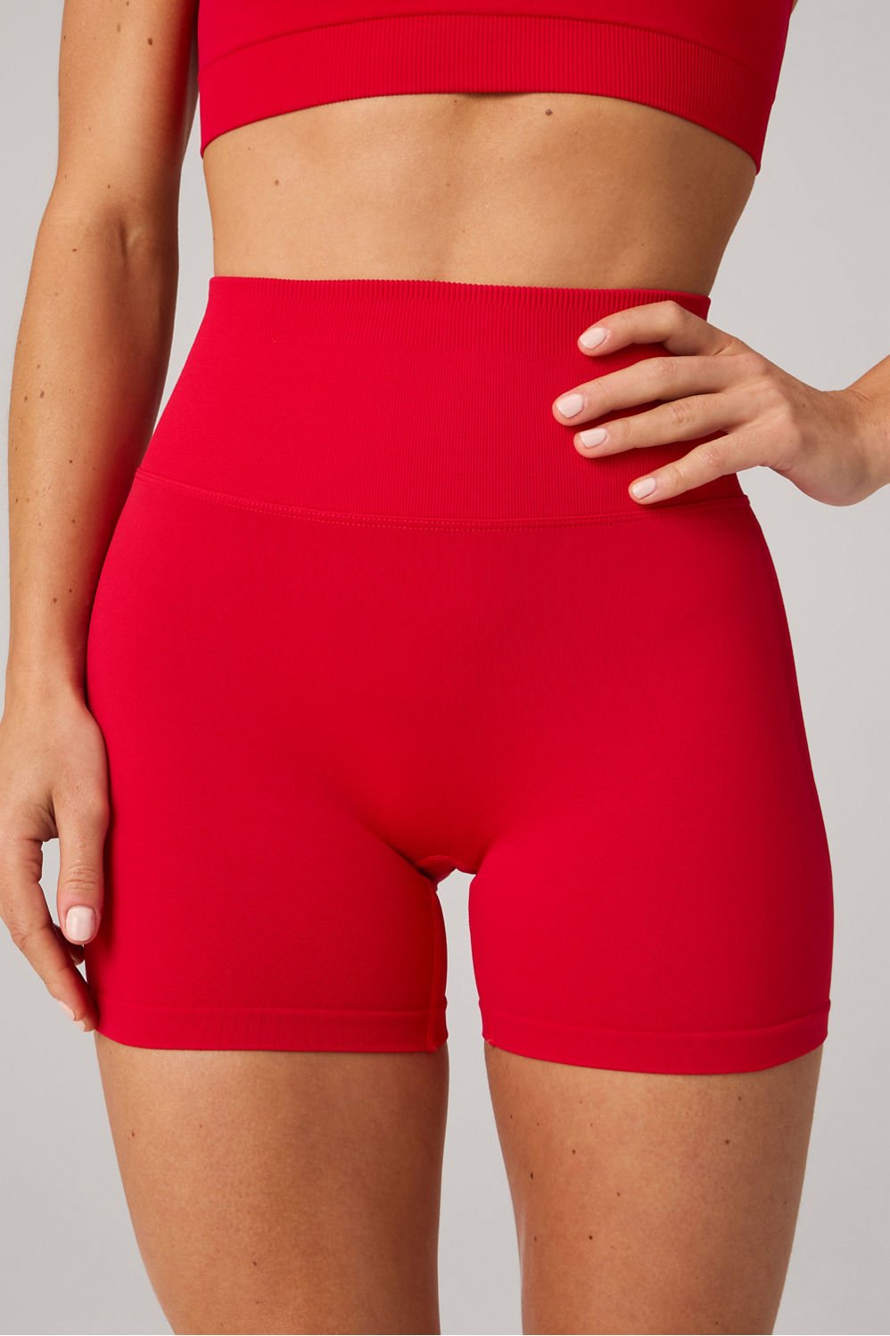 Fabletics Seamless Scrunch 4'' Short