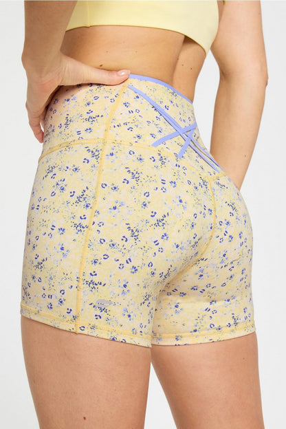 Fabletics Boost PowerHold® High-Waisted Short 4"