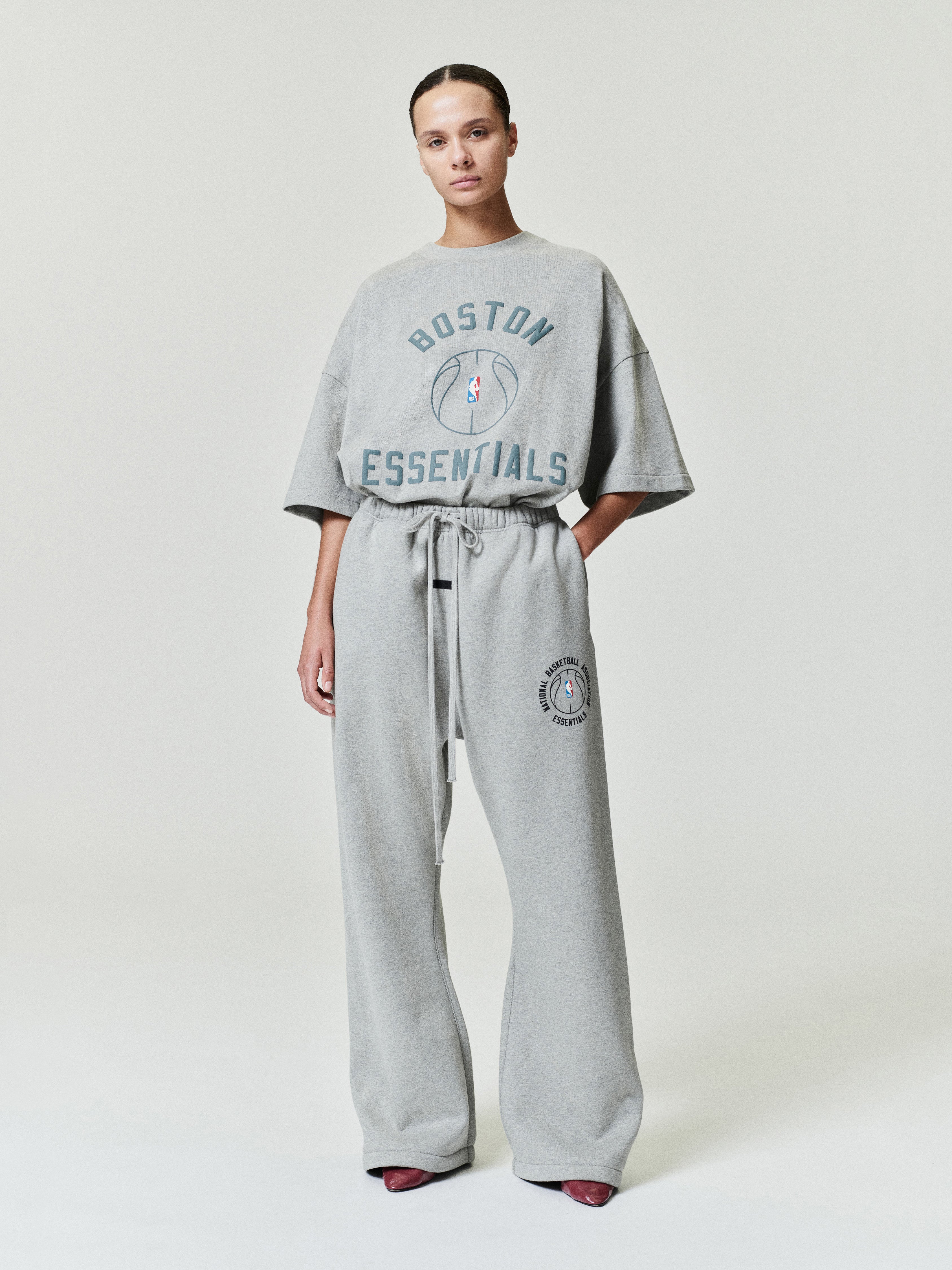 Essentials Celtics X Barkley Hendricks 90S Tee Concrete Heather