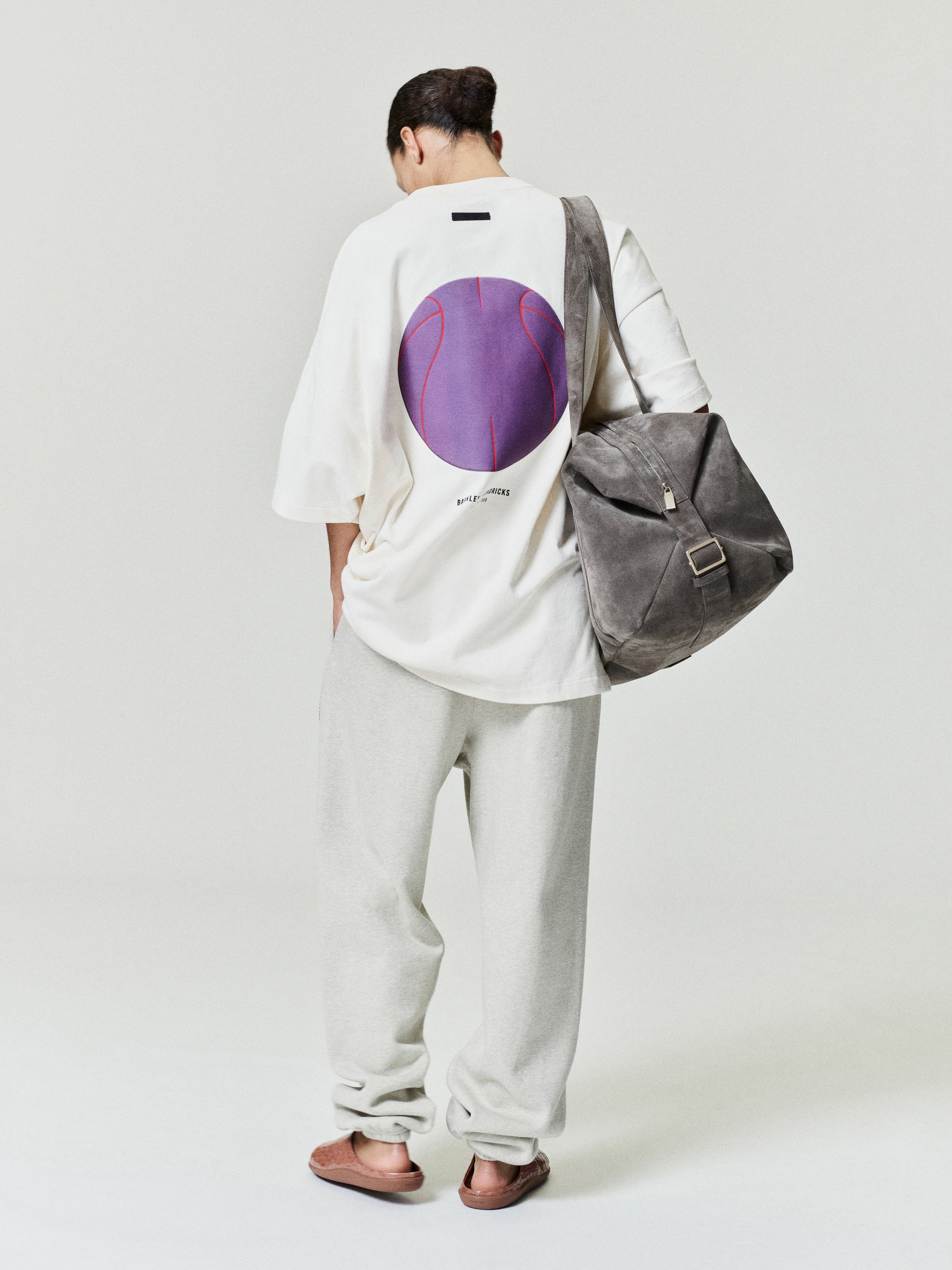 Essentials Nba X Barkley Hendricks Classic Sweatpant Heather Stone