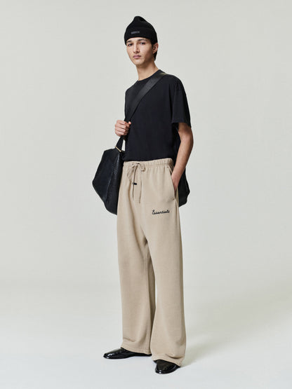 Essentials Training Classic Fit Flare Sweatpant Faded Dune