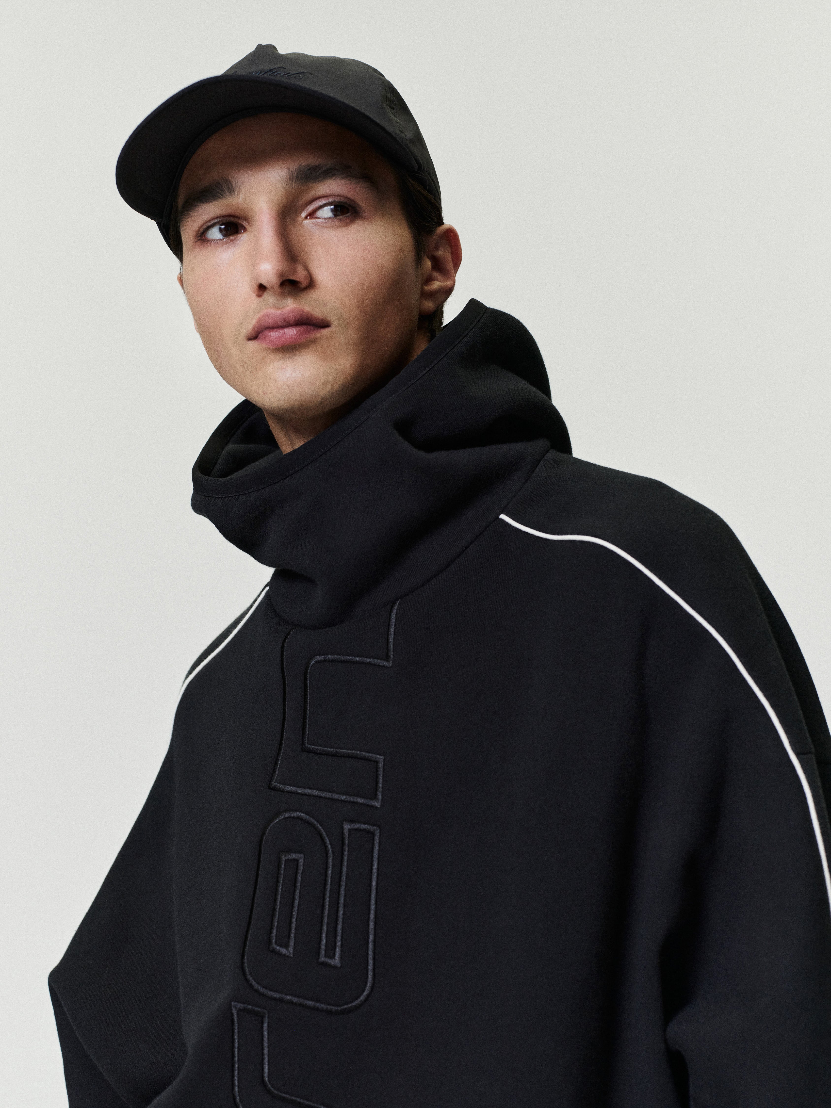 Essentials Active Trace Modern Fleece Hoodie Vintage Black