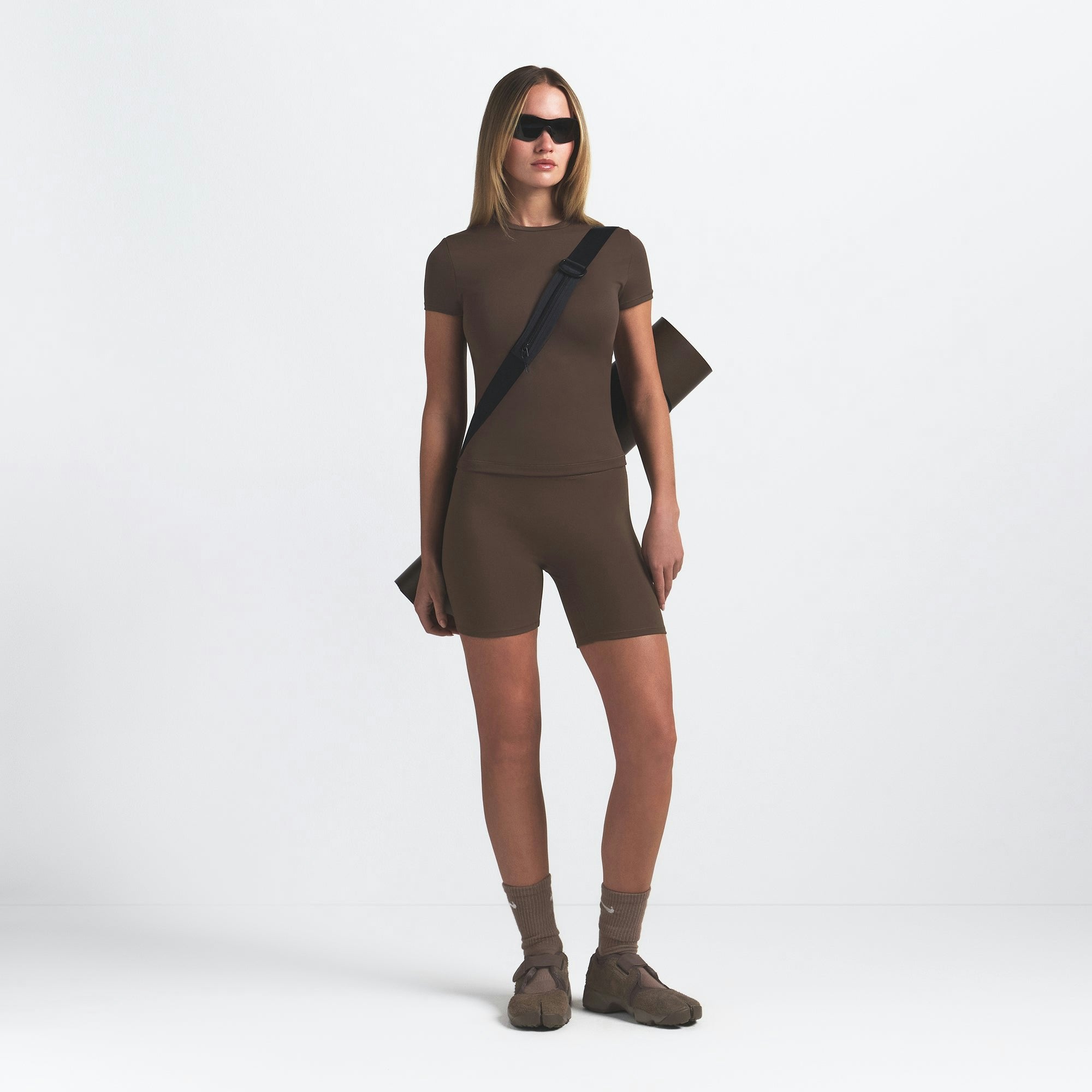 Skims Nikeskims Matte Padded Baby Tee Dark Sepia