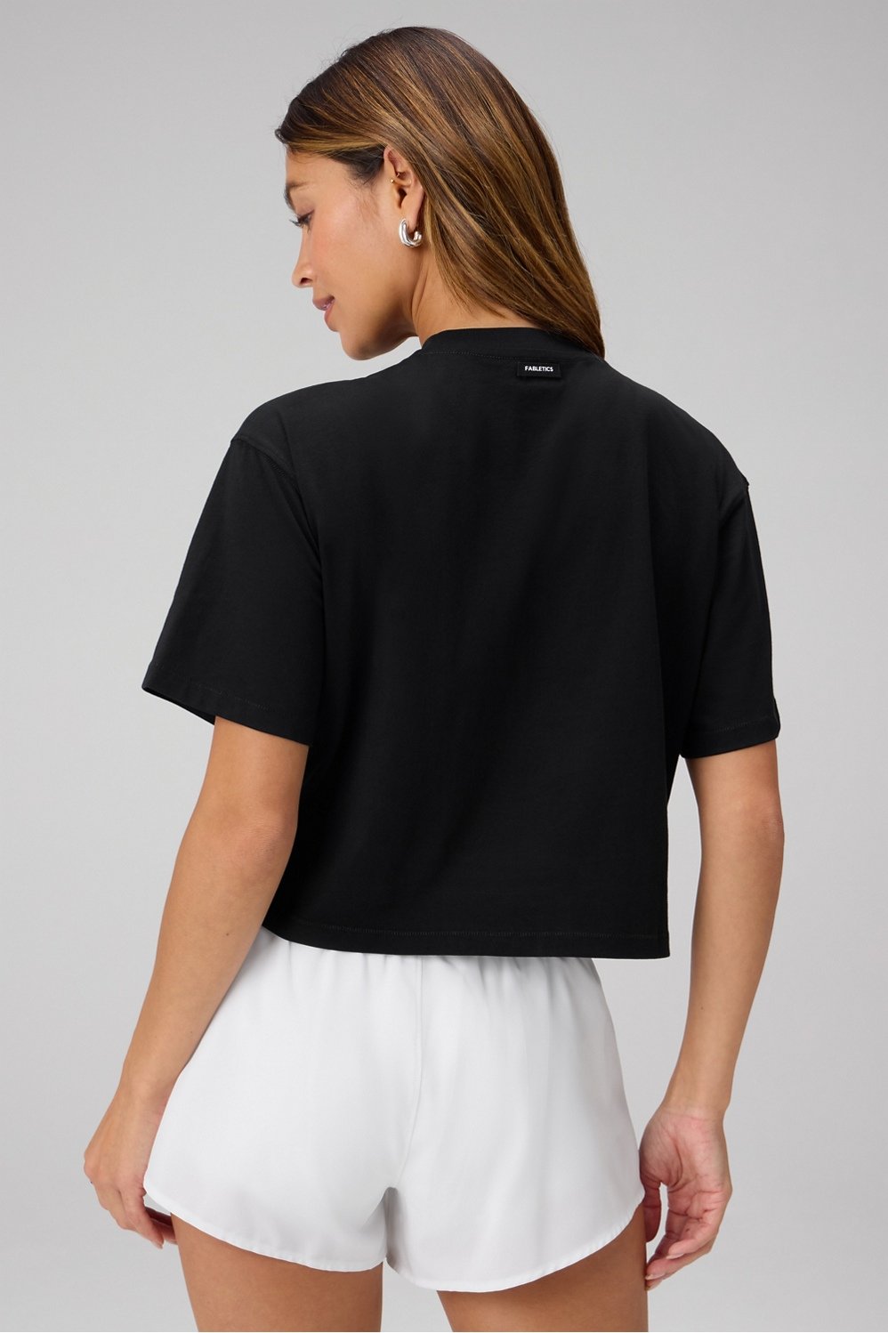 #color_black/classic-white-brand-id