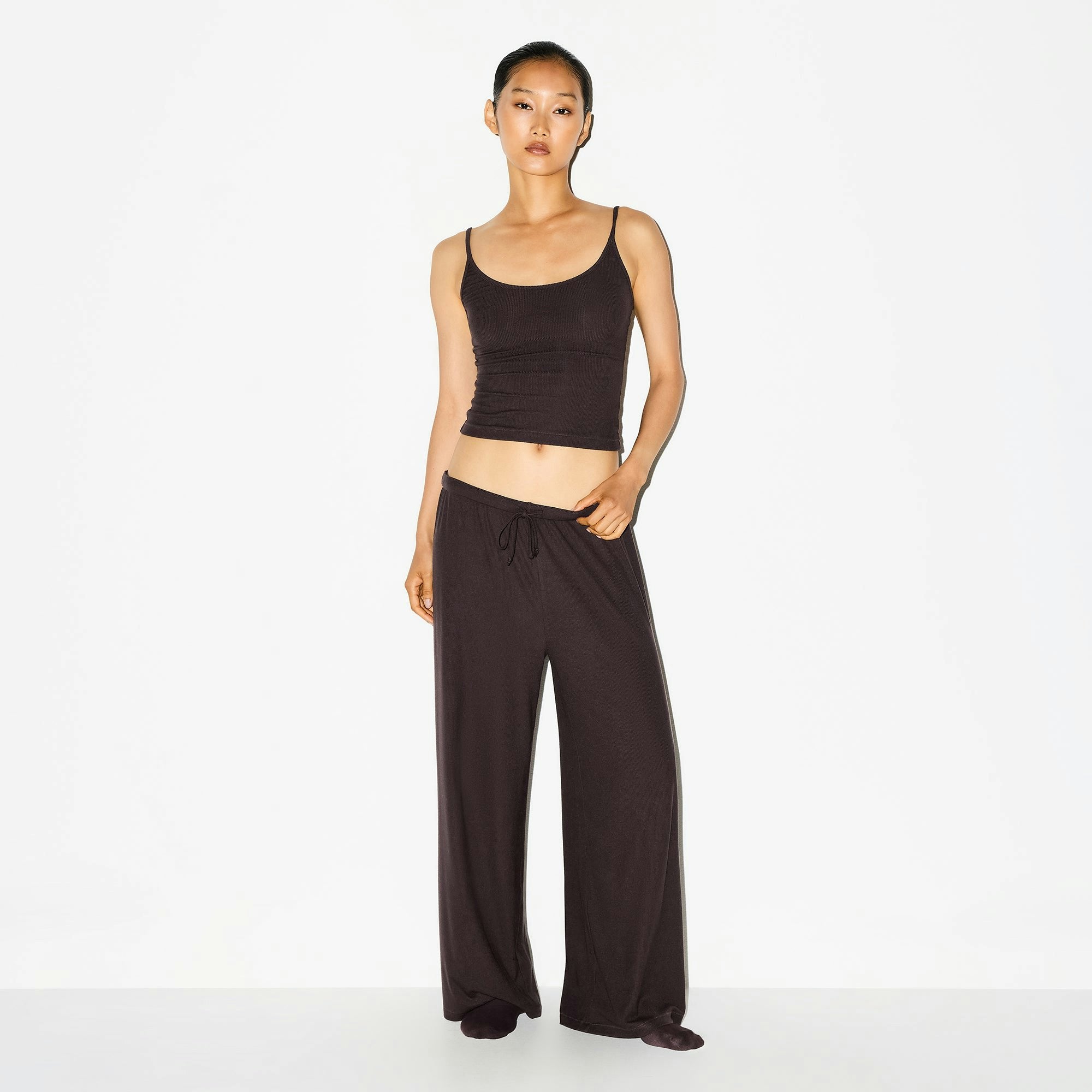 Skims Soft Lounge Tank Sleep Set Phoenix