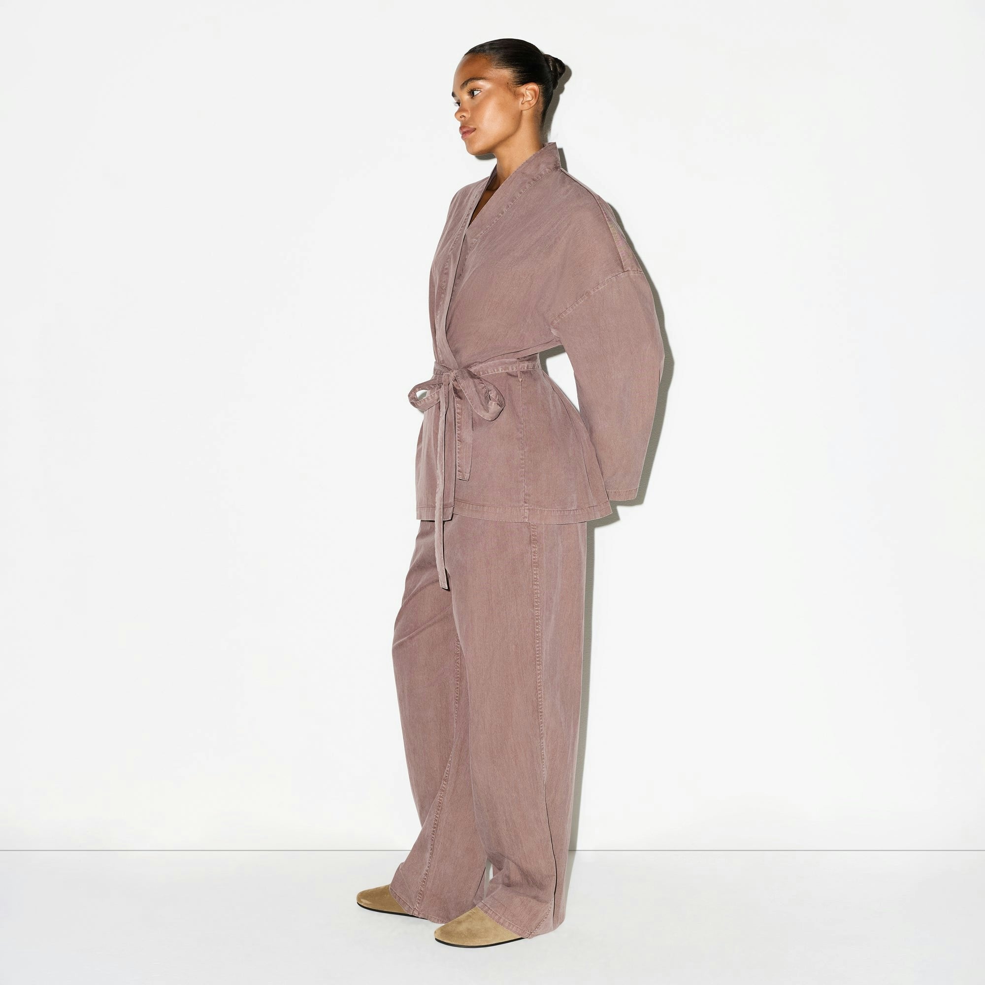 WOVEN LOUNGE OVERSIZED WRAP TOP