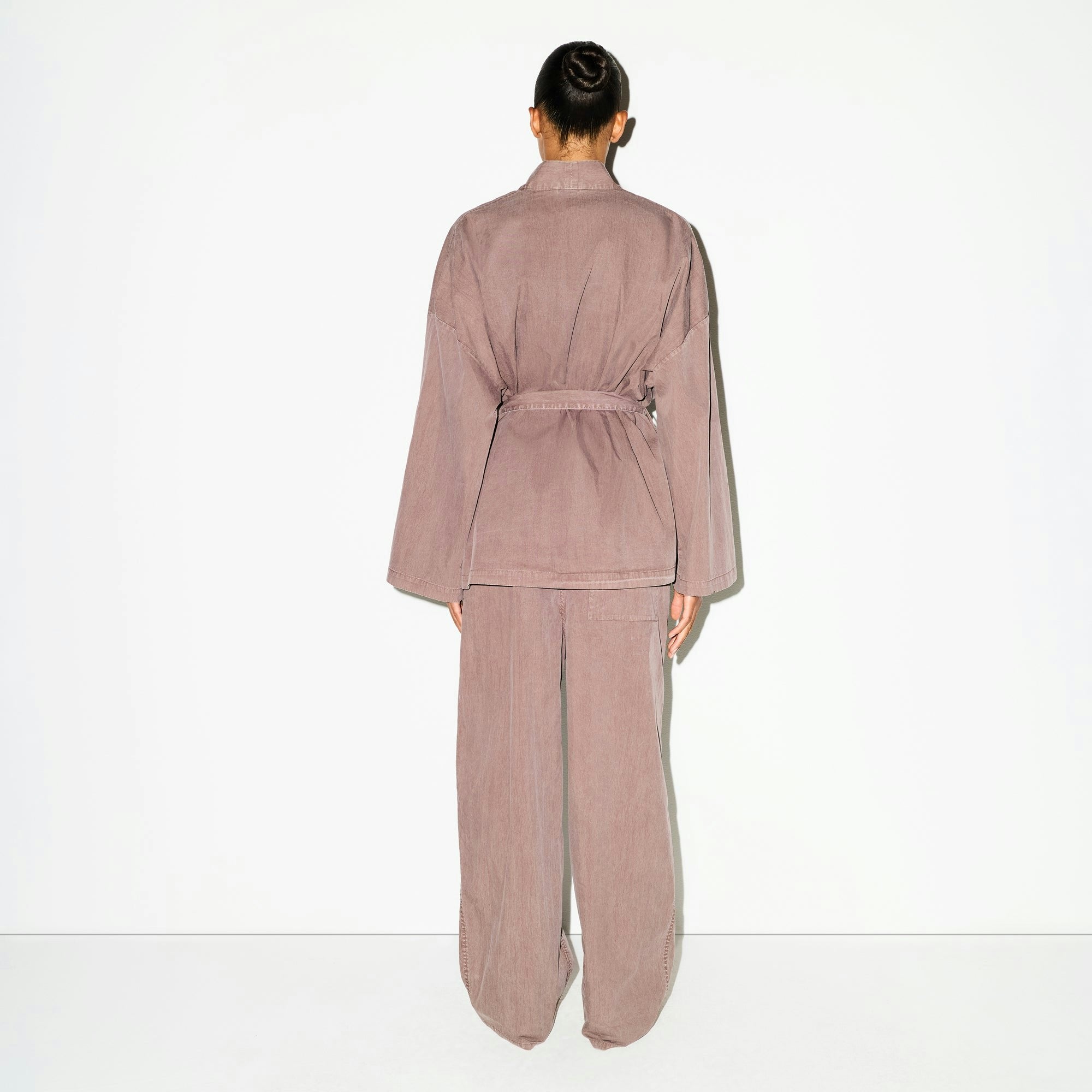 WOVEN LOUNGE OVERSIZED WRAP TOP